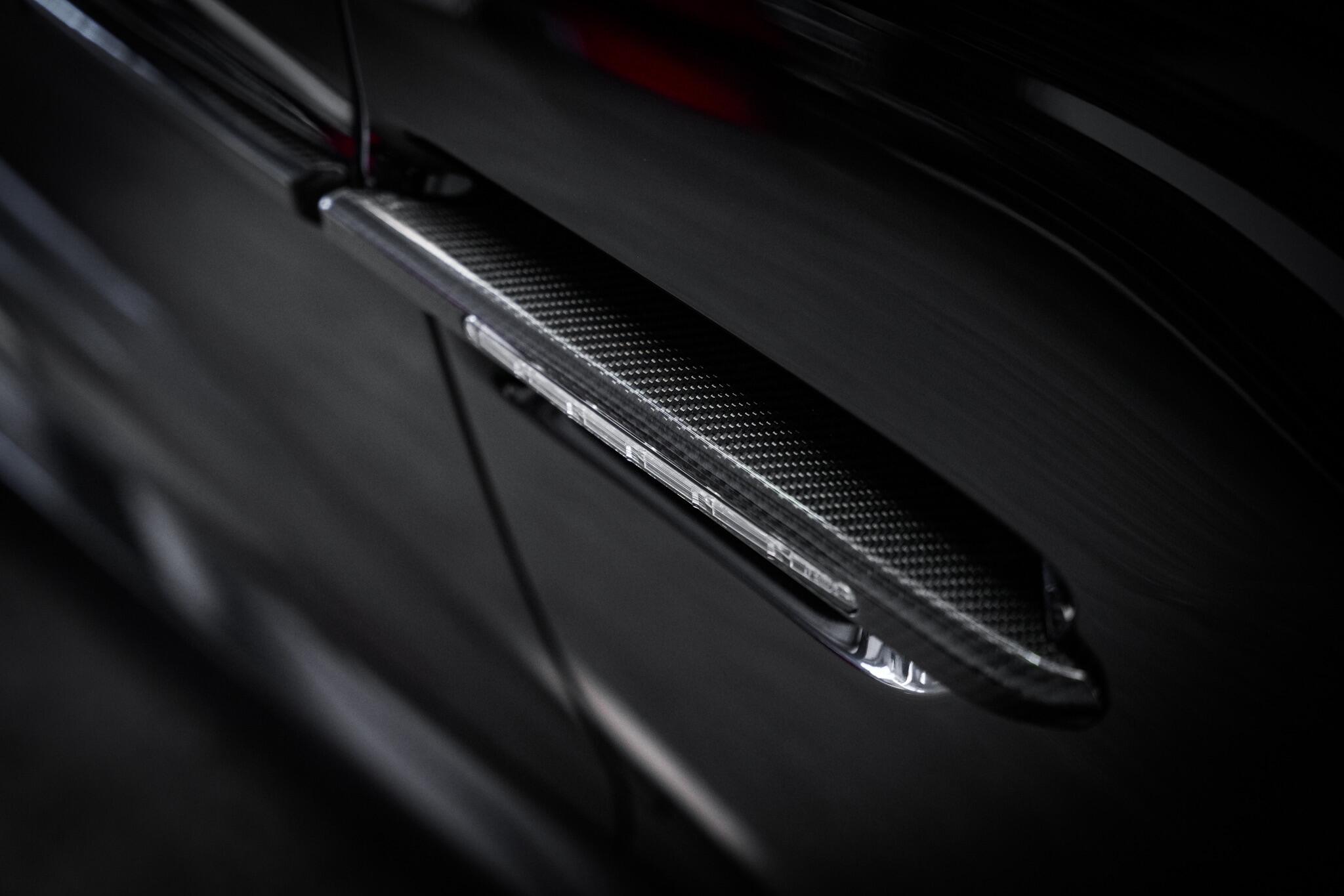 Aston Martin Vanquish view 34