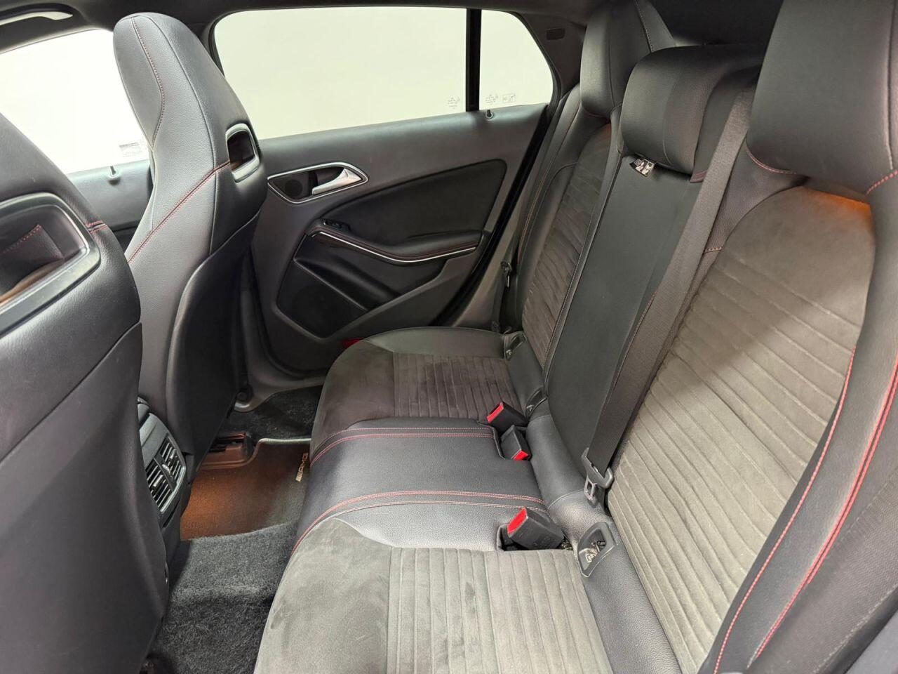 Mercedes-Benz CLA view 30