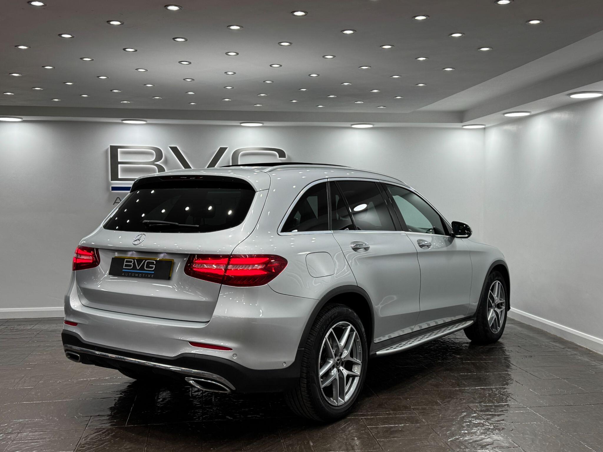 Mercedes-Benz GLC view 11