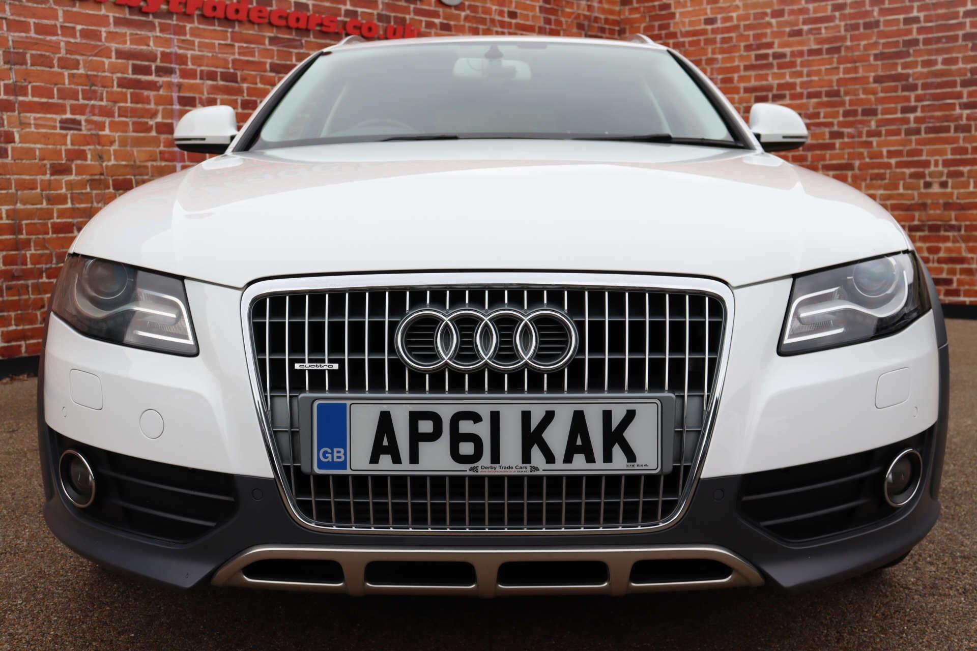 Audi A4 Allroad view 7