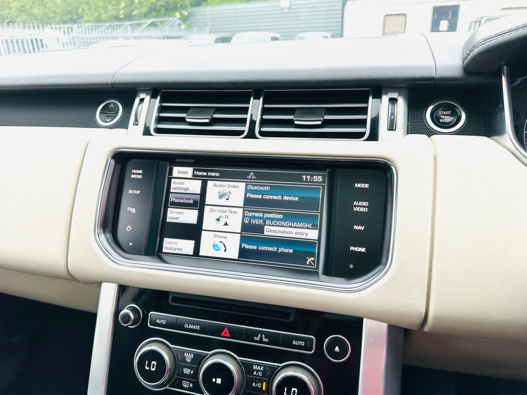 Land Rover Range Rover view 34
