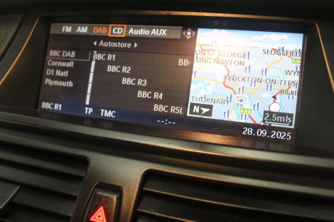 BMW X6 view 38