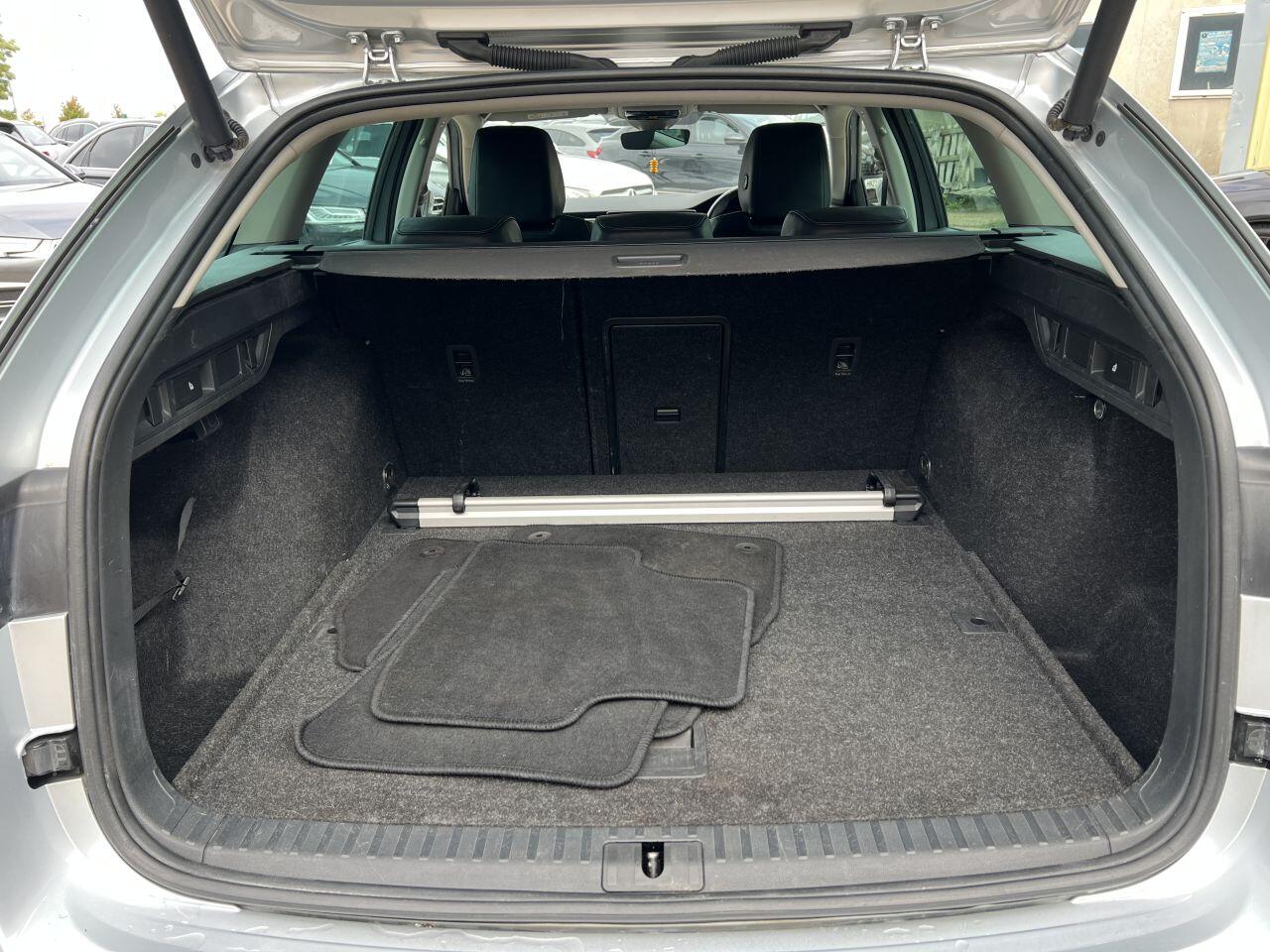Skoda Octavia view 9