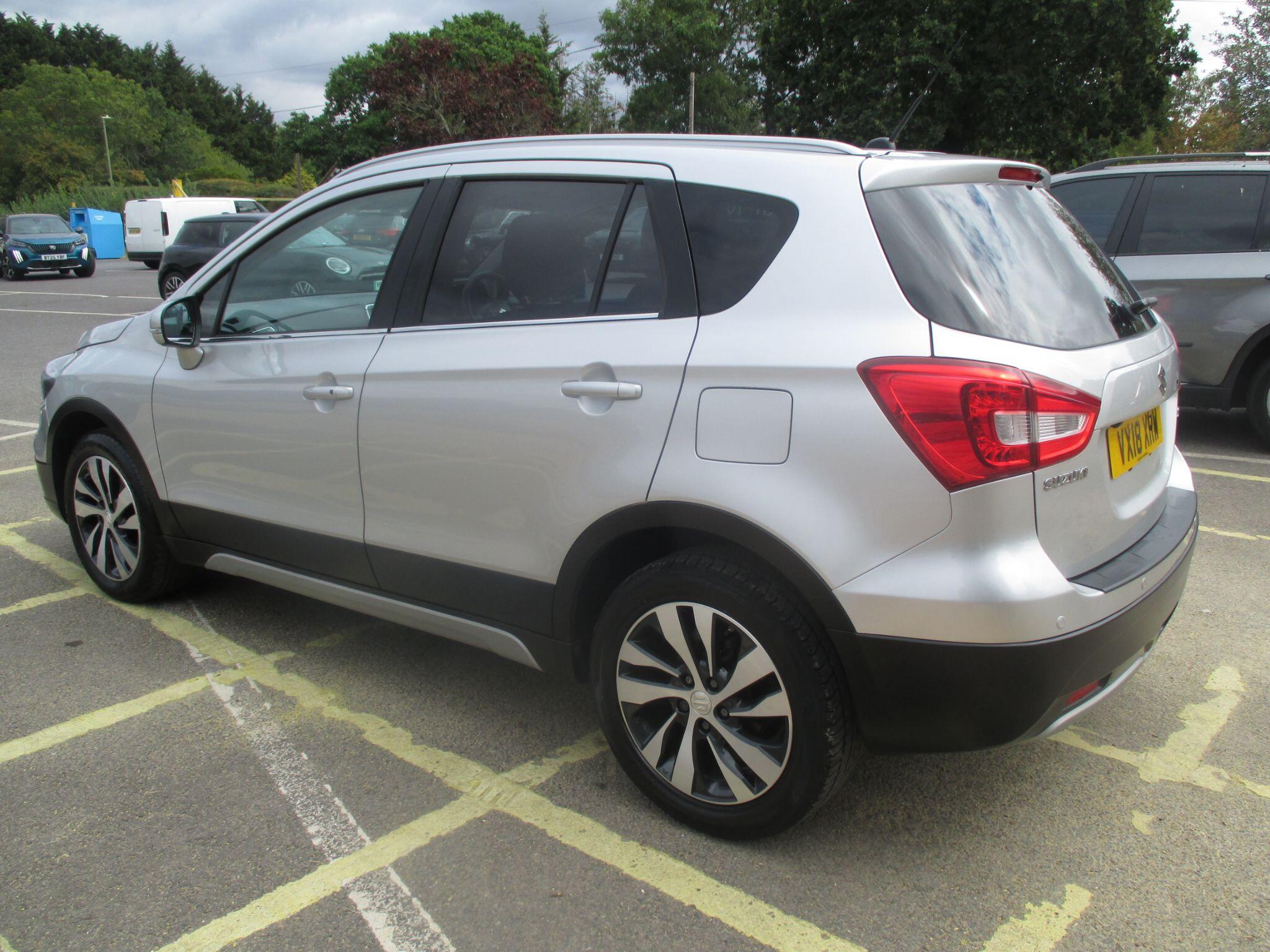 Suzuki SX4 S-Cross view 14