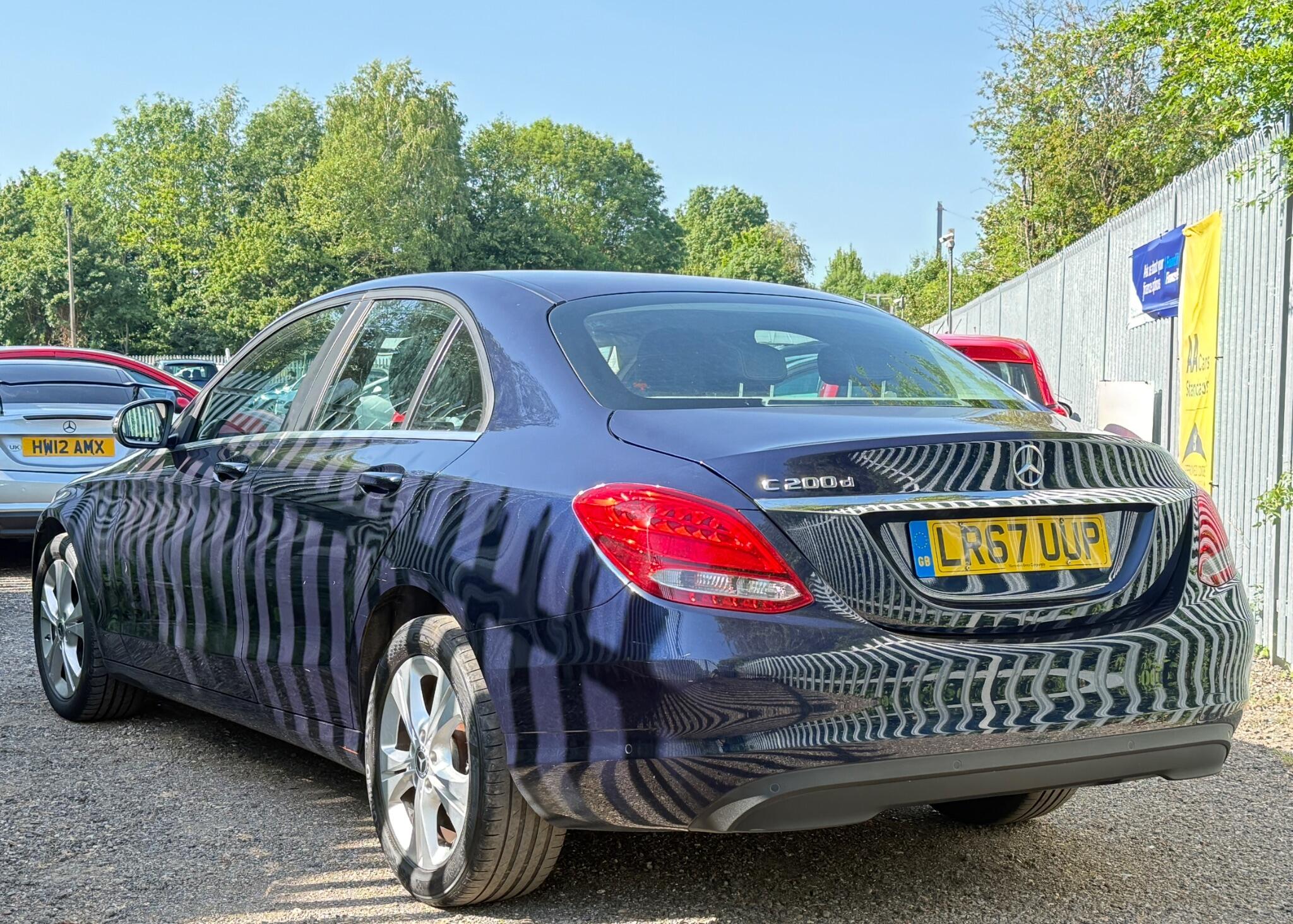 2017 Mercedes-Benz C Class image 10