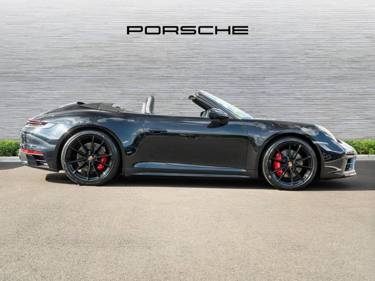 Porsche 911 view 2