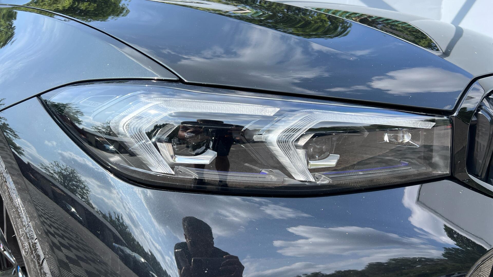 BMW 3 Series view 23