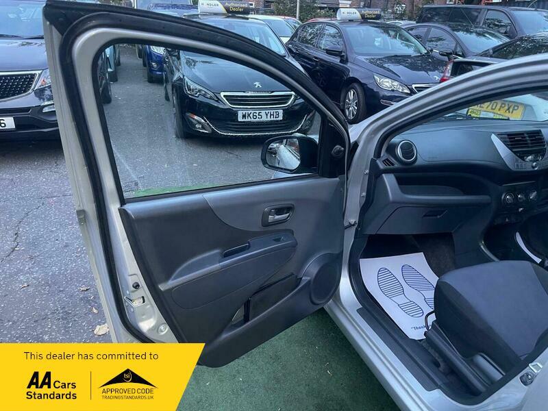 2014 Suzuki Alto image 30