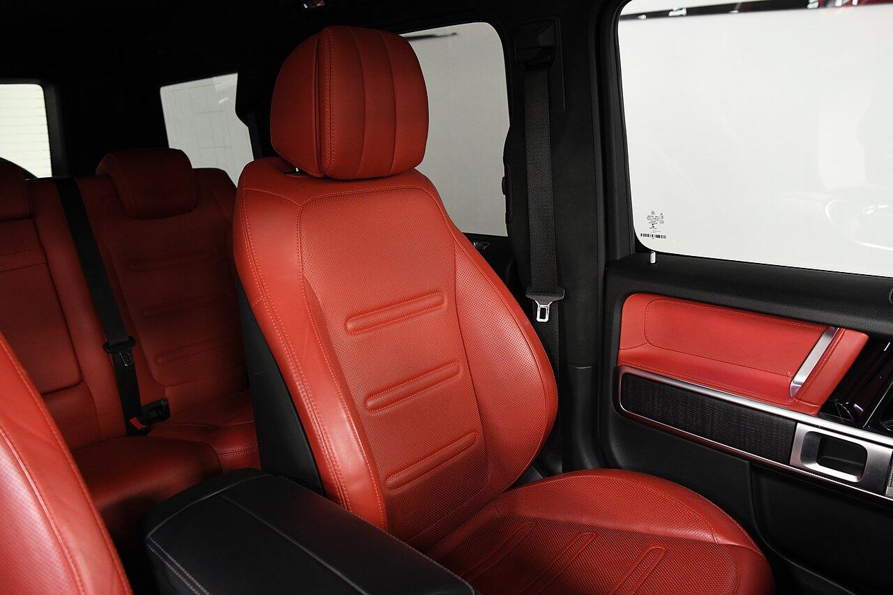 Mercedes-Benz G-Class view 11