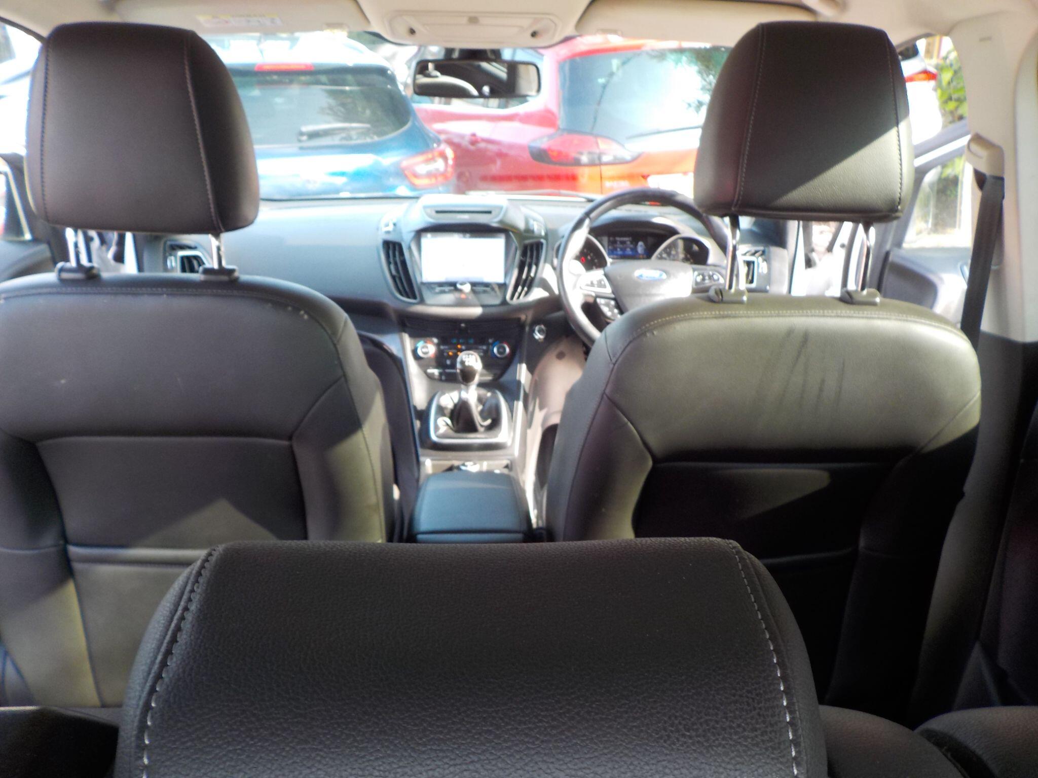 Ford Kuga 1.5 TDCi Titanium Euro 6 (s/s) 5dr