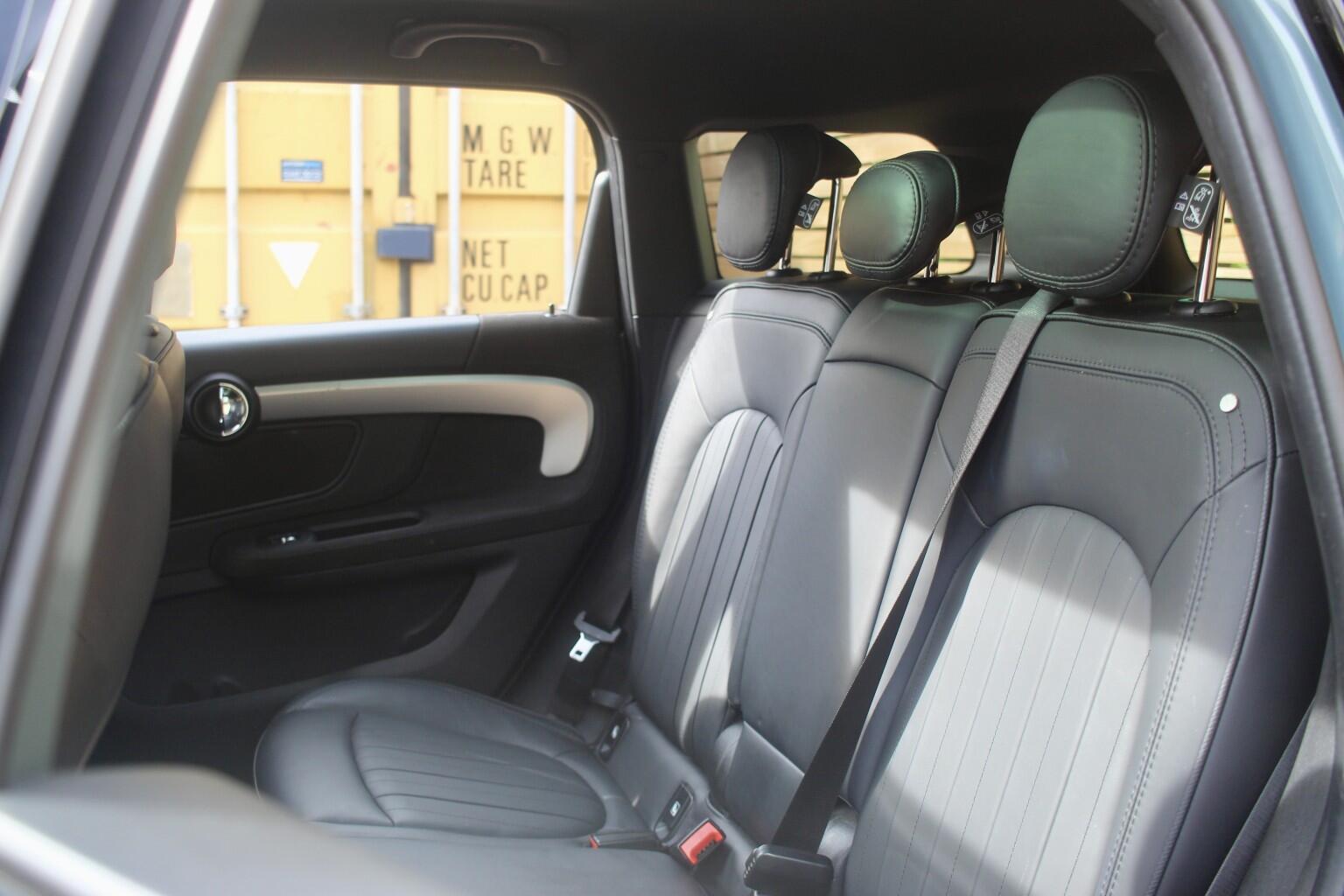 Mini Countryman view 13