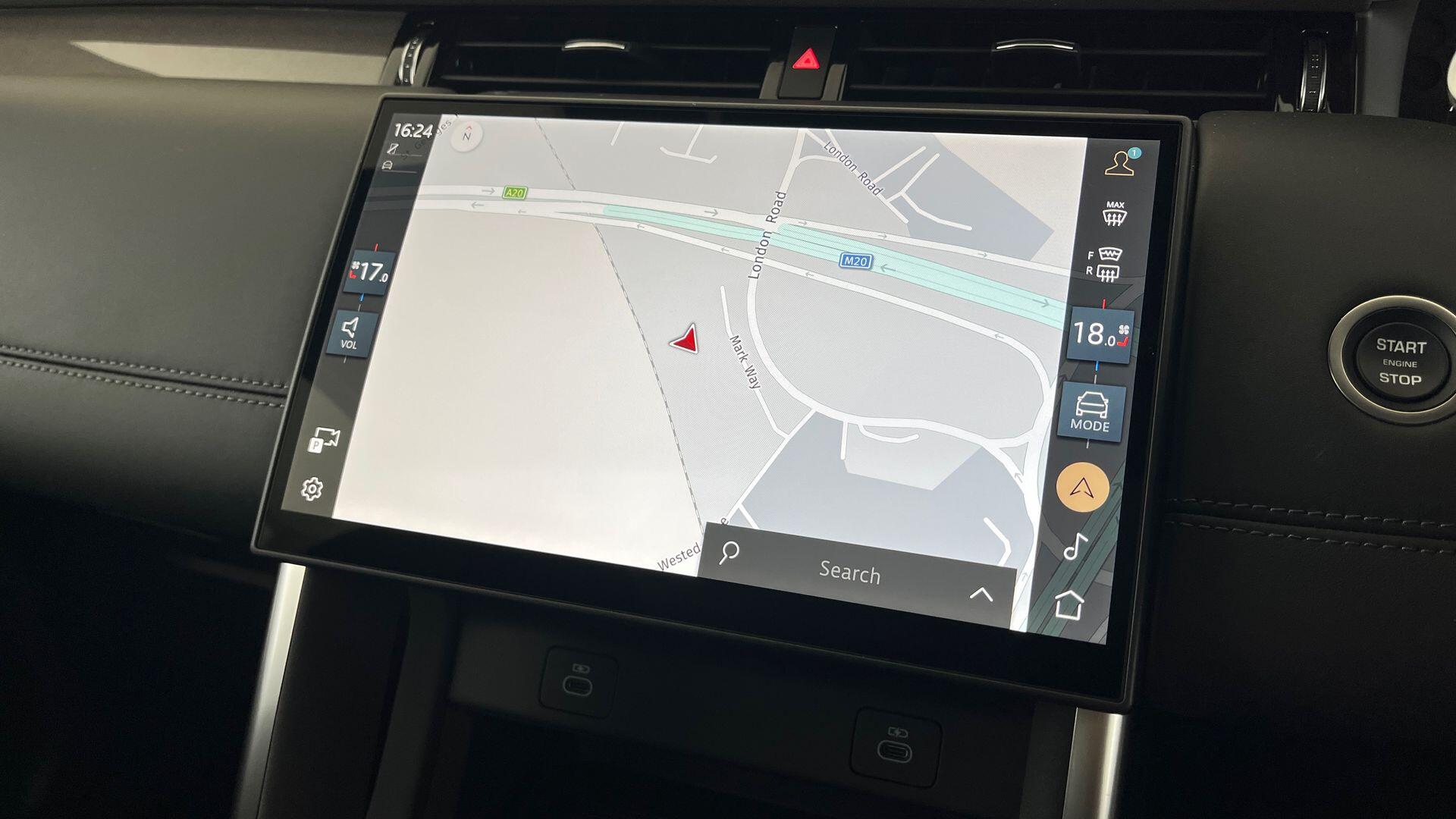 Land Rover Discovery Sport view 14