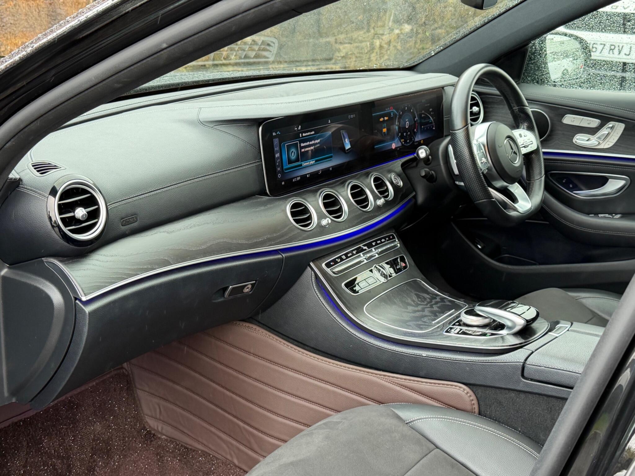 Mercedes-Benz E-Class view 13