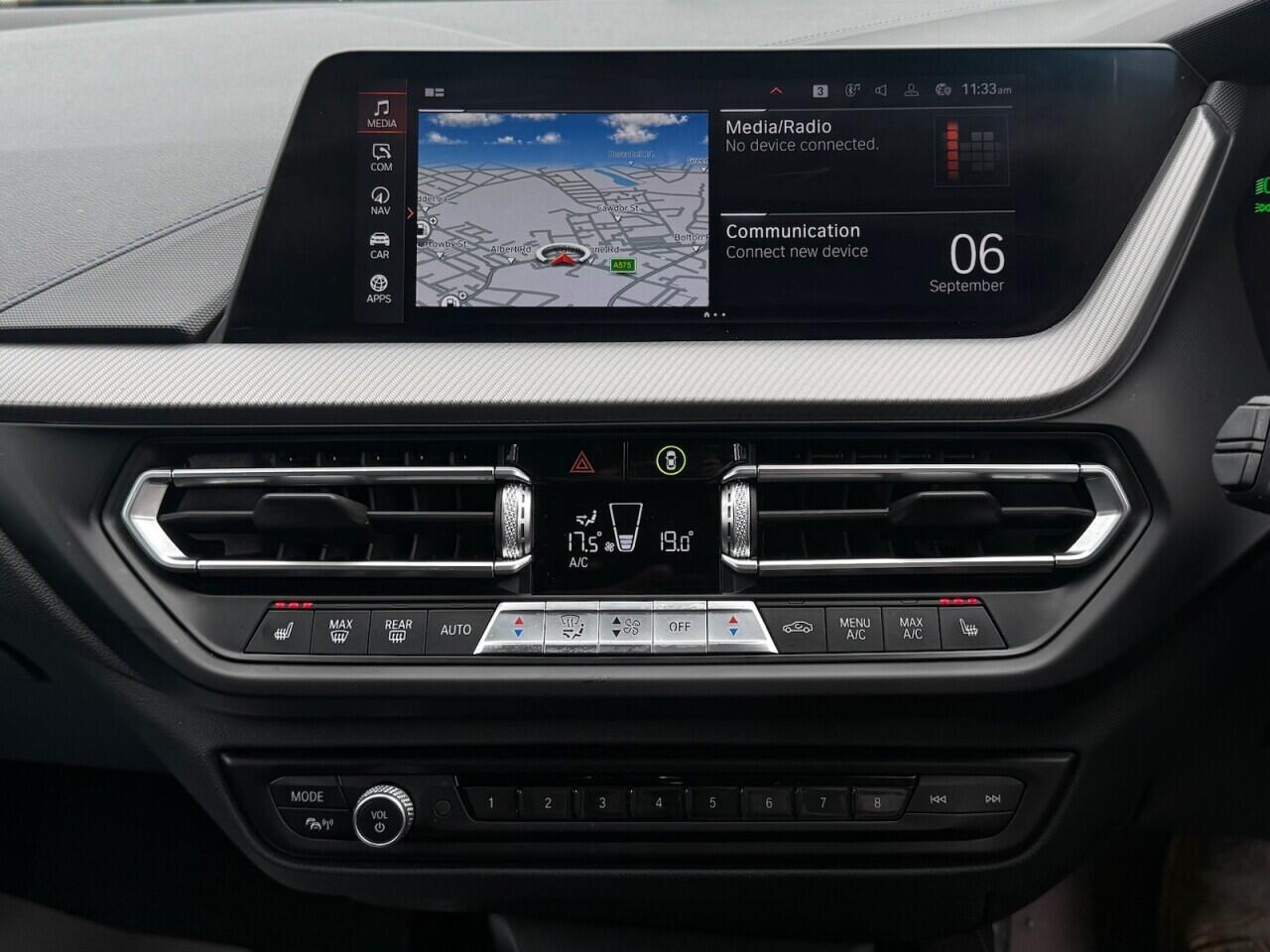 BMW 1 Series view 18