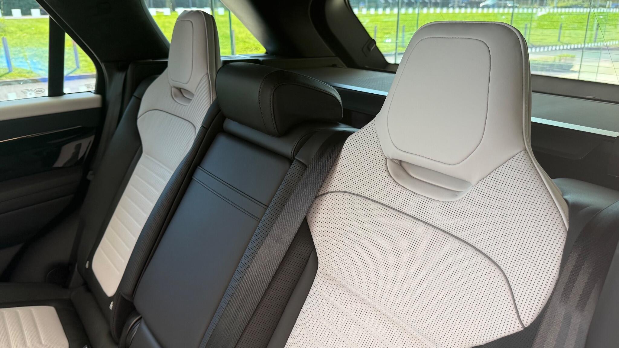 Land Rover Range Rover Sport view 33