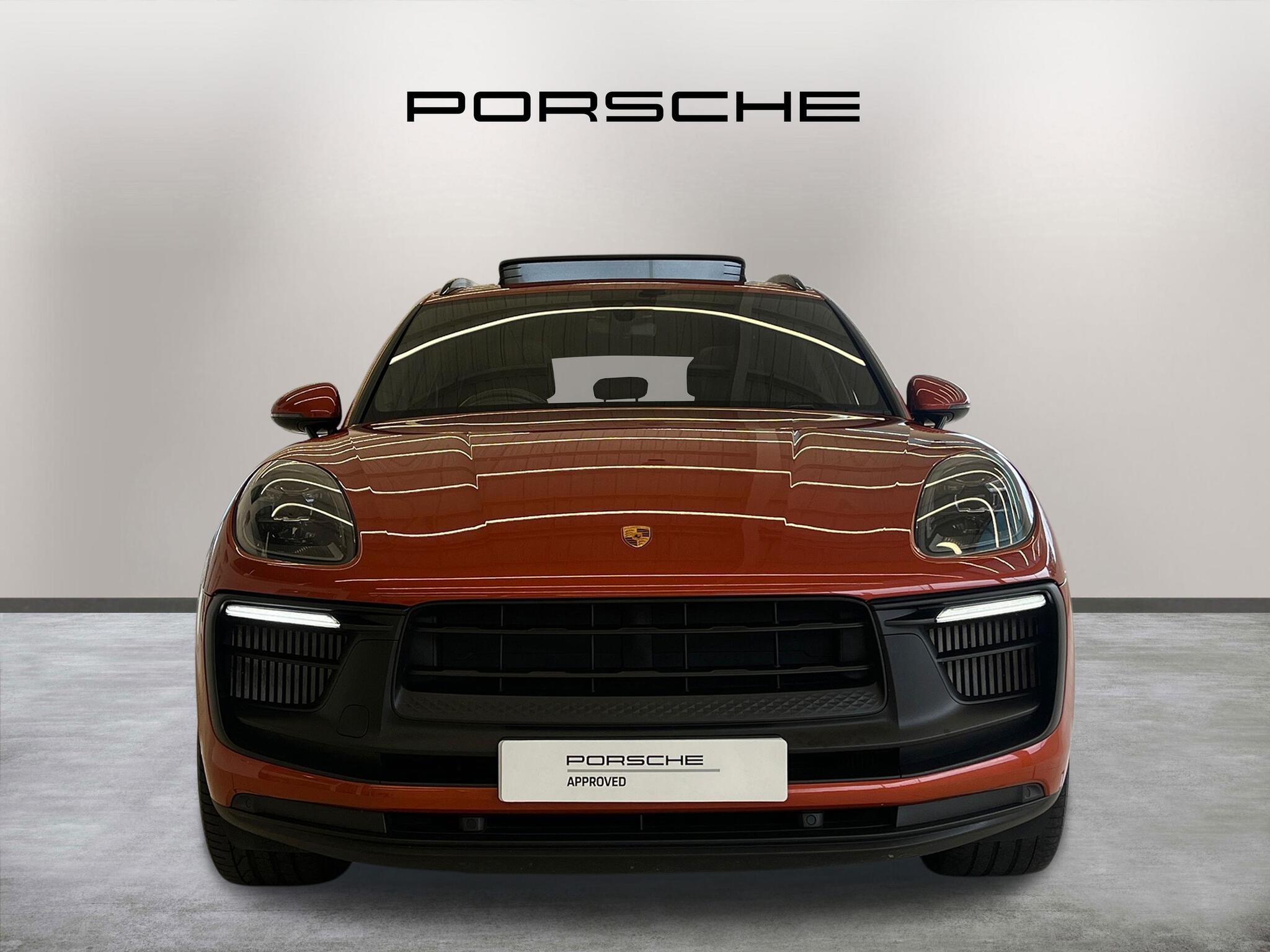 Porsche Macan view 2
