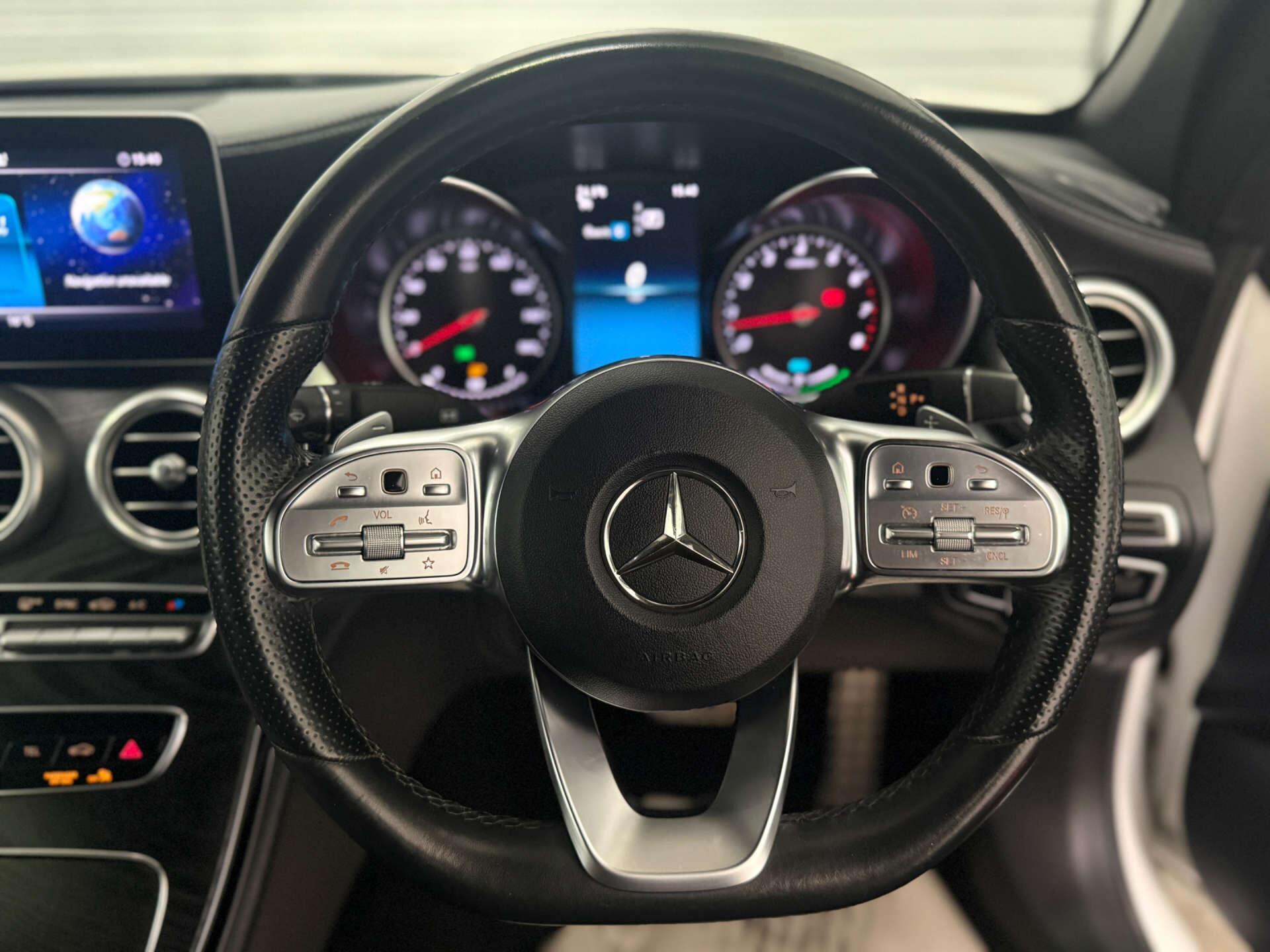 Mercedes-Benz C-Class view 20