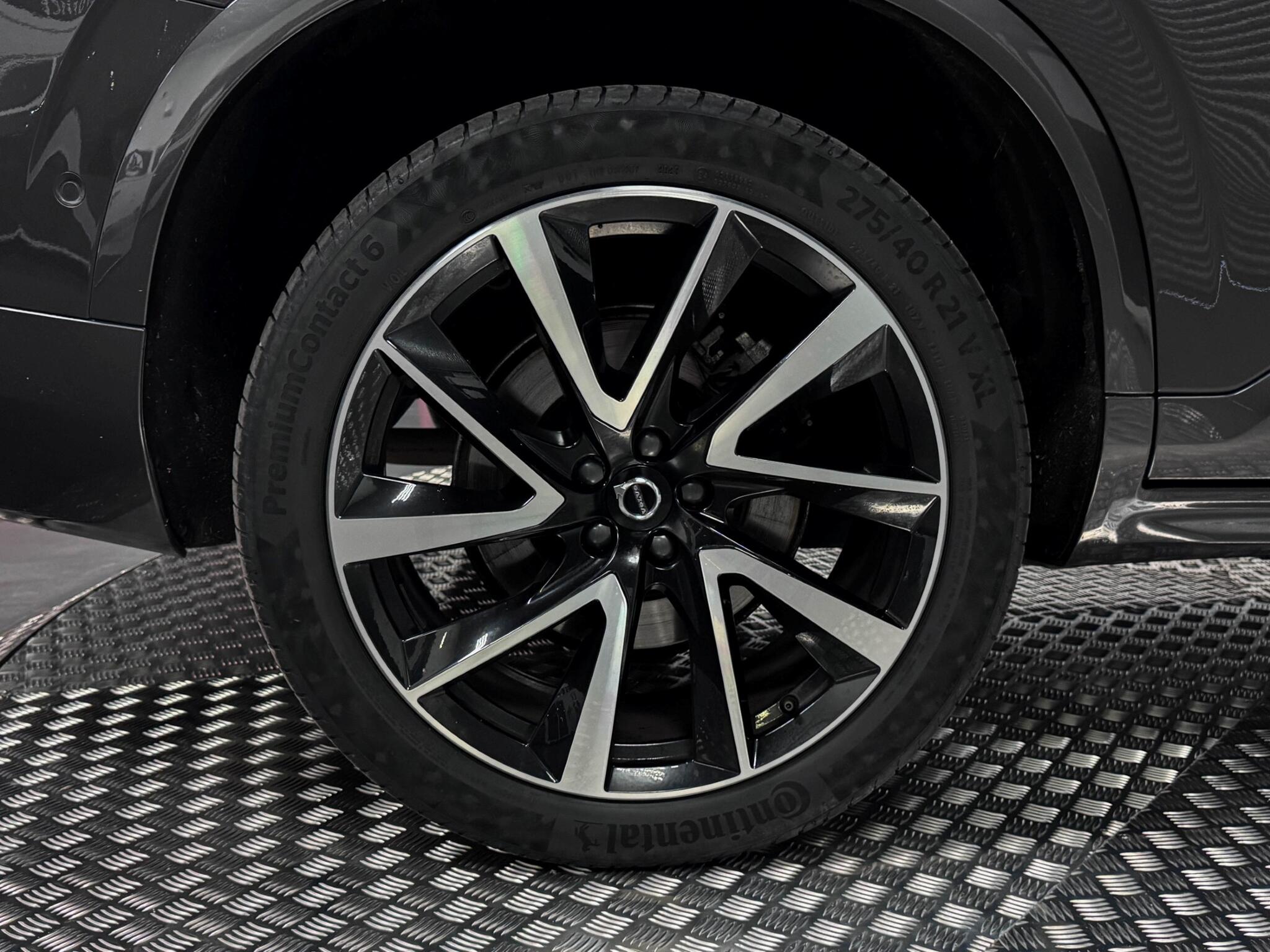 Volvo XC90 view 58