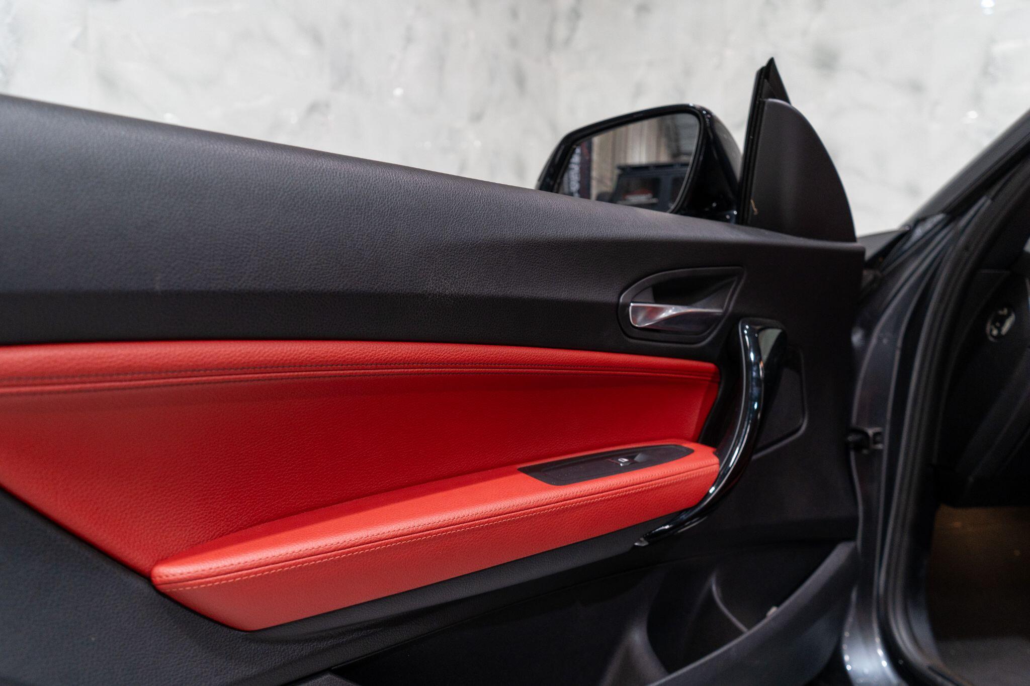 BMW 2 Series view 24