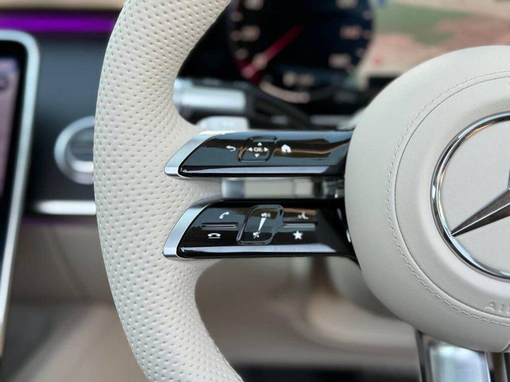 Mercedes-Benz S Class view 58