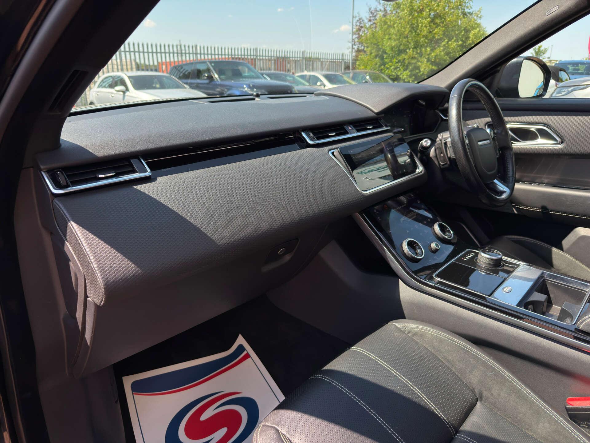 Land Rover Range Rover Velar view 42