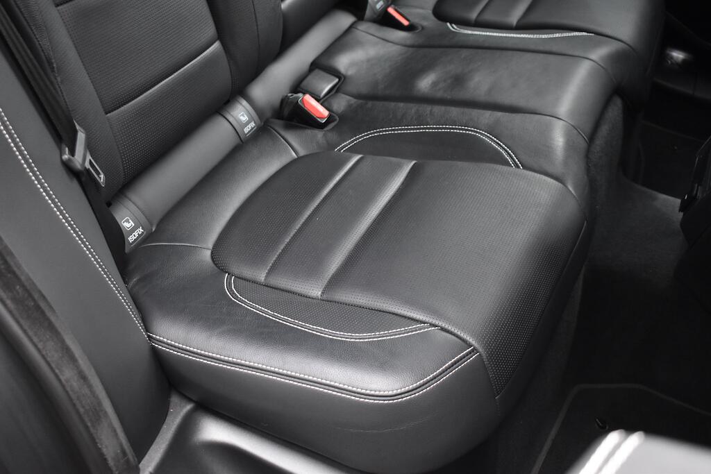 Jaguar F-Pace view 34