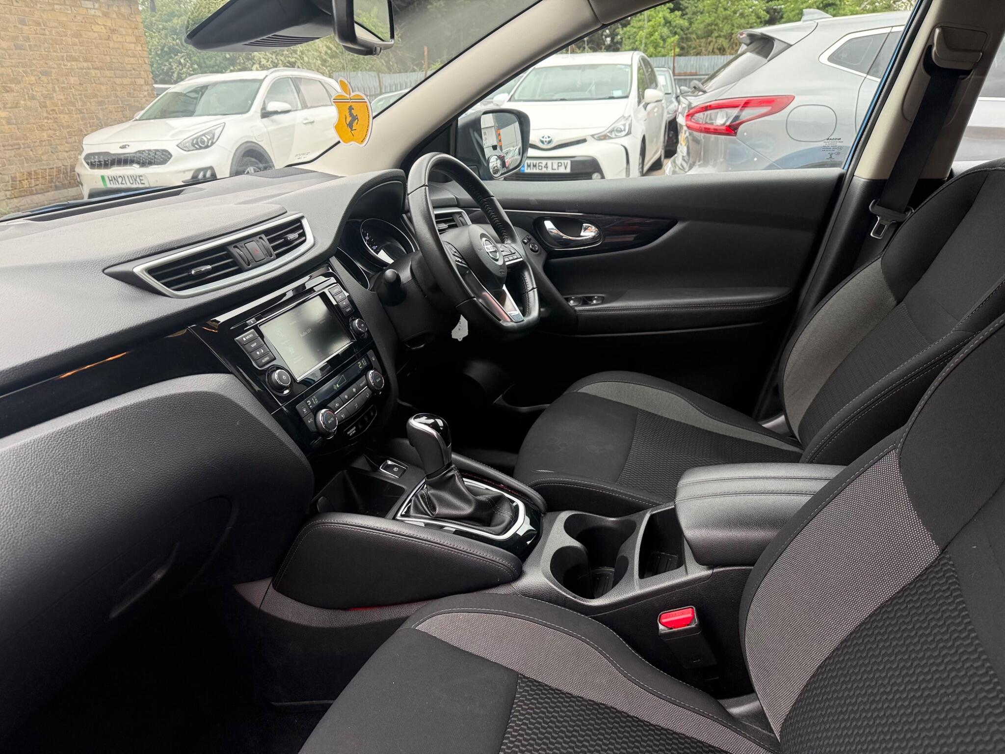 Nissan Qashqai view 5