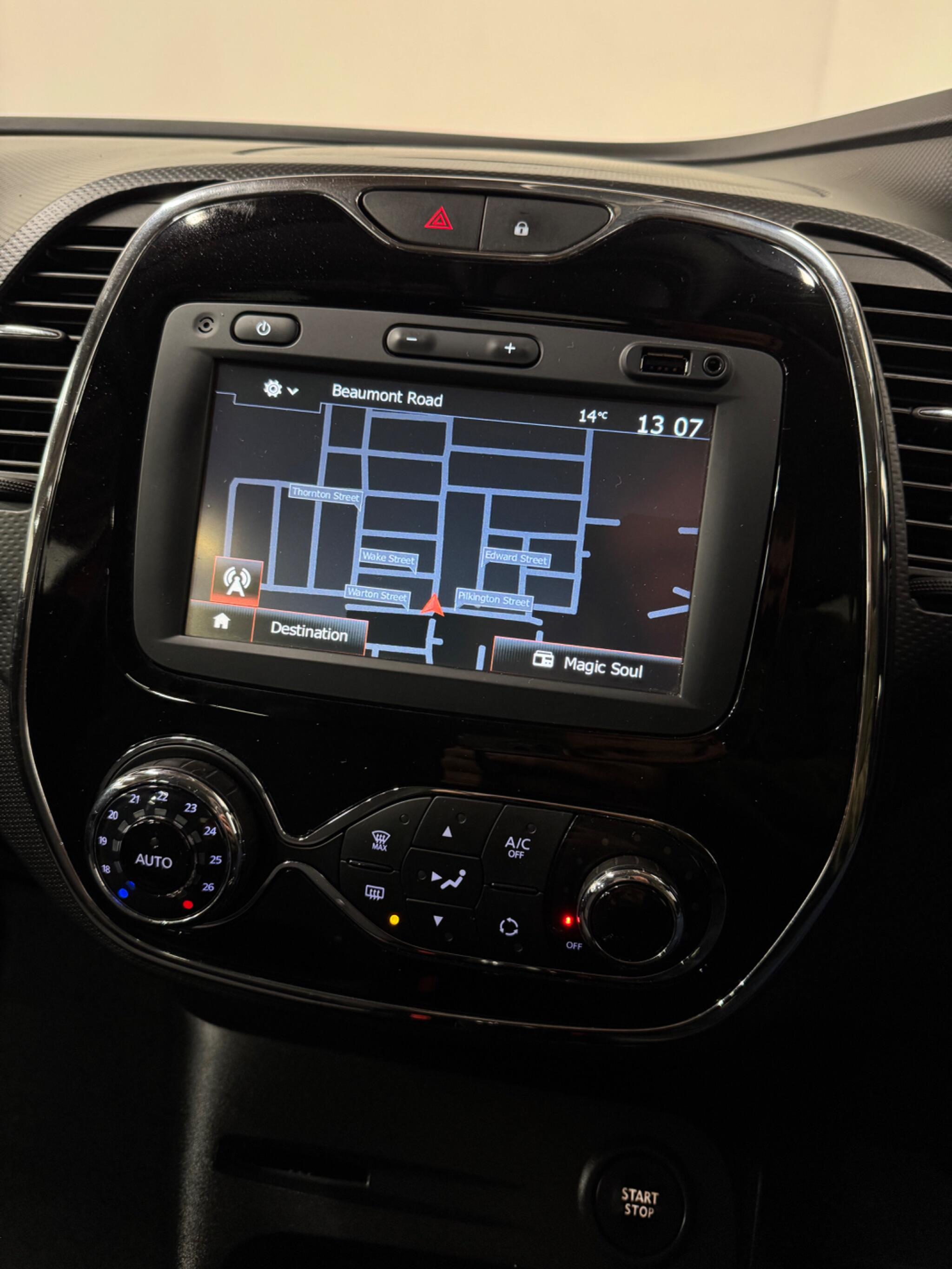 Renault Captur view 21