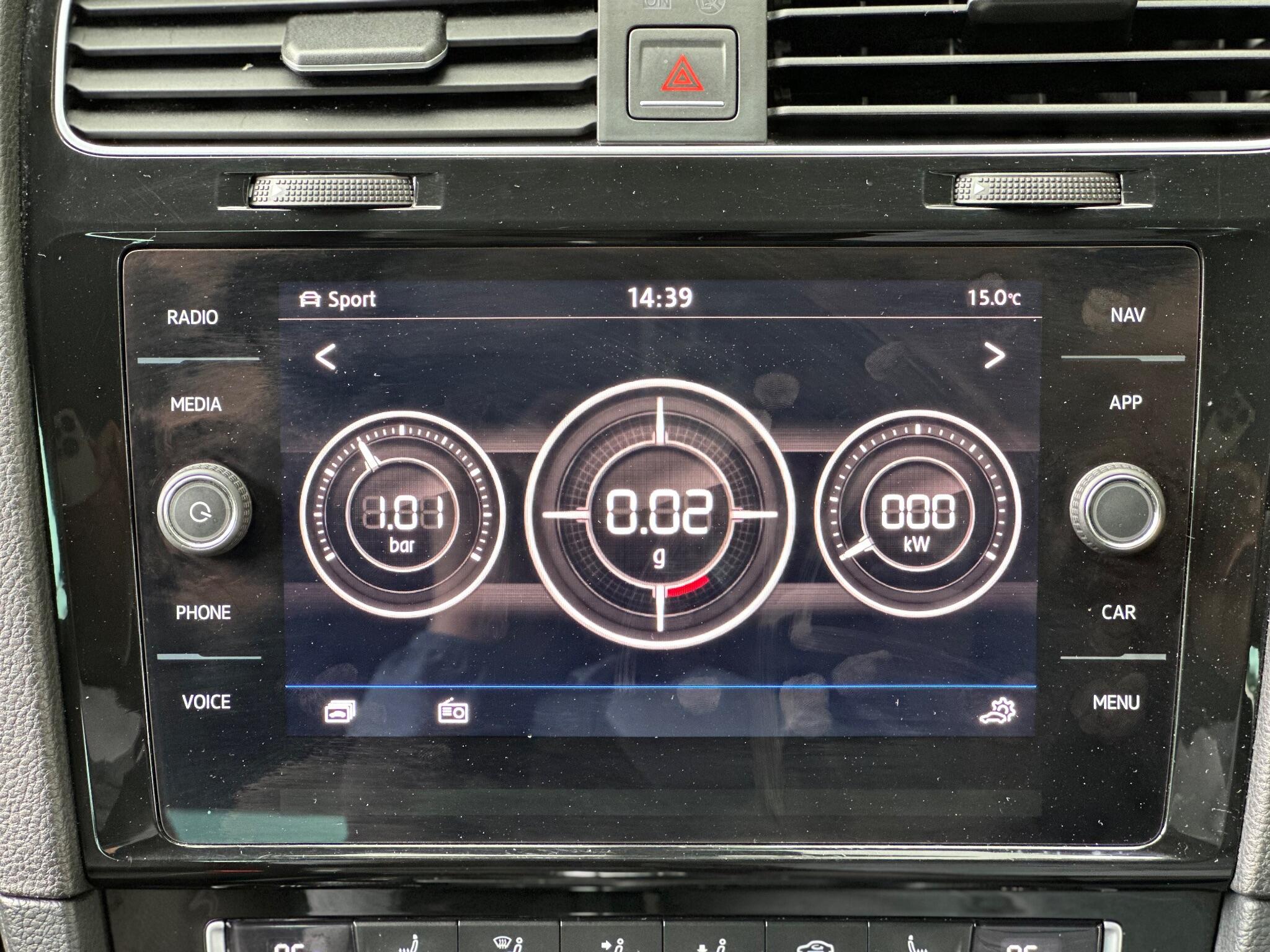 Volkswagen Golf view 22