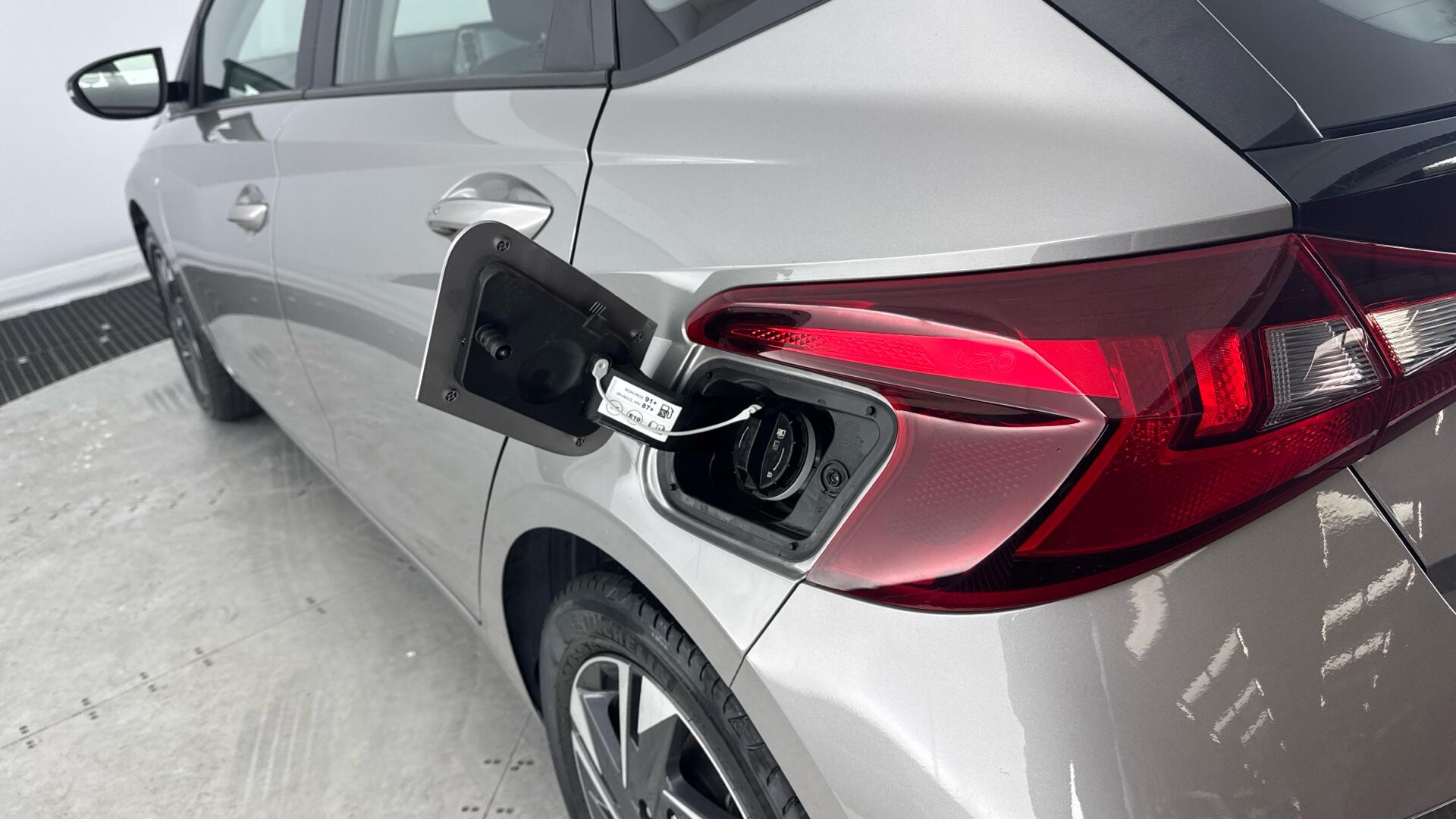 Hyundai i20 view 24