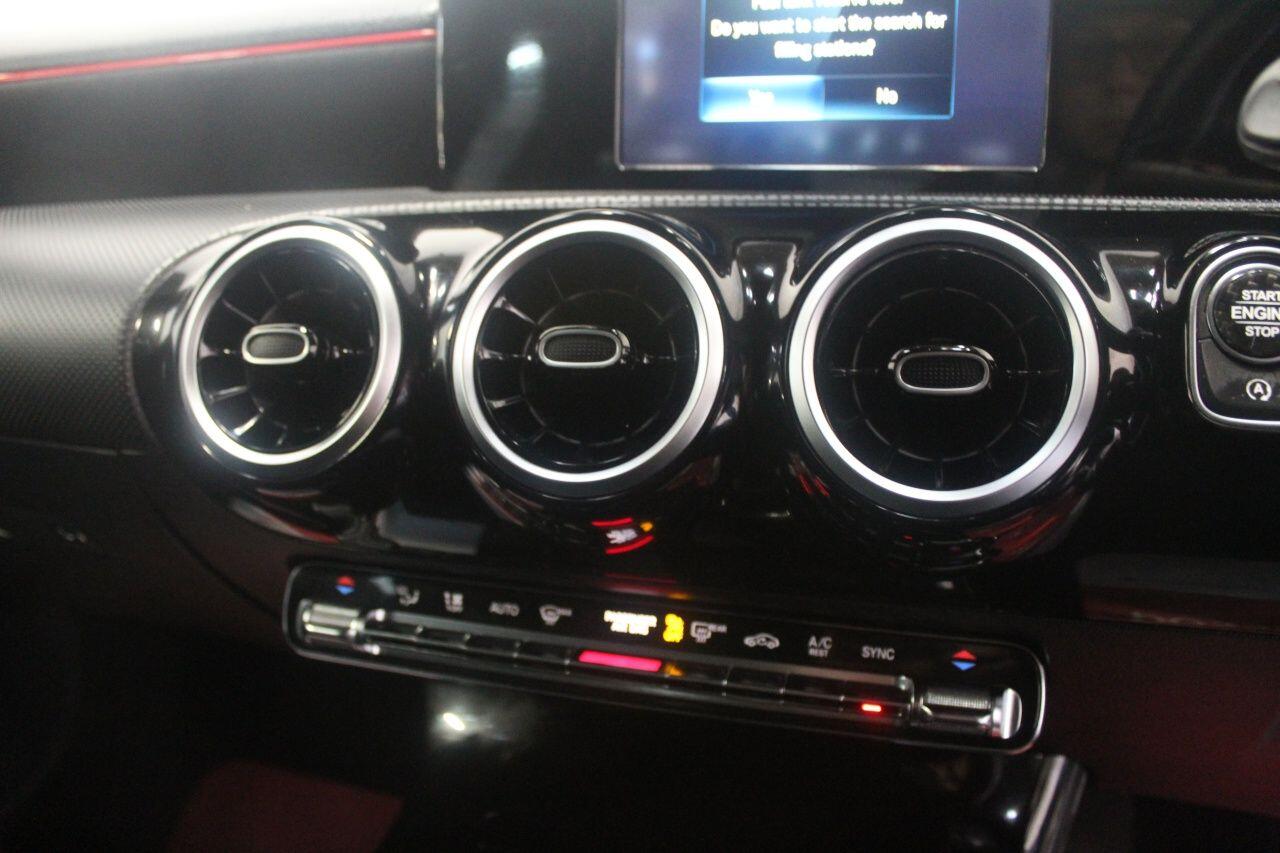 Mercedes-Benz A-Class view 41