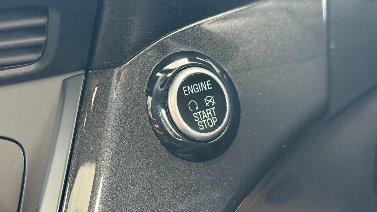 Ford Kuga view 34