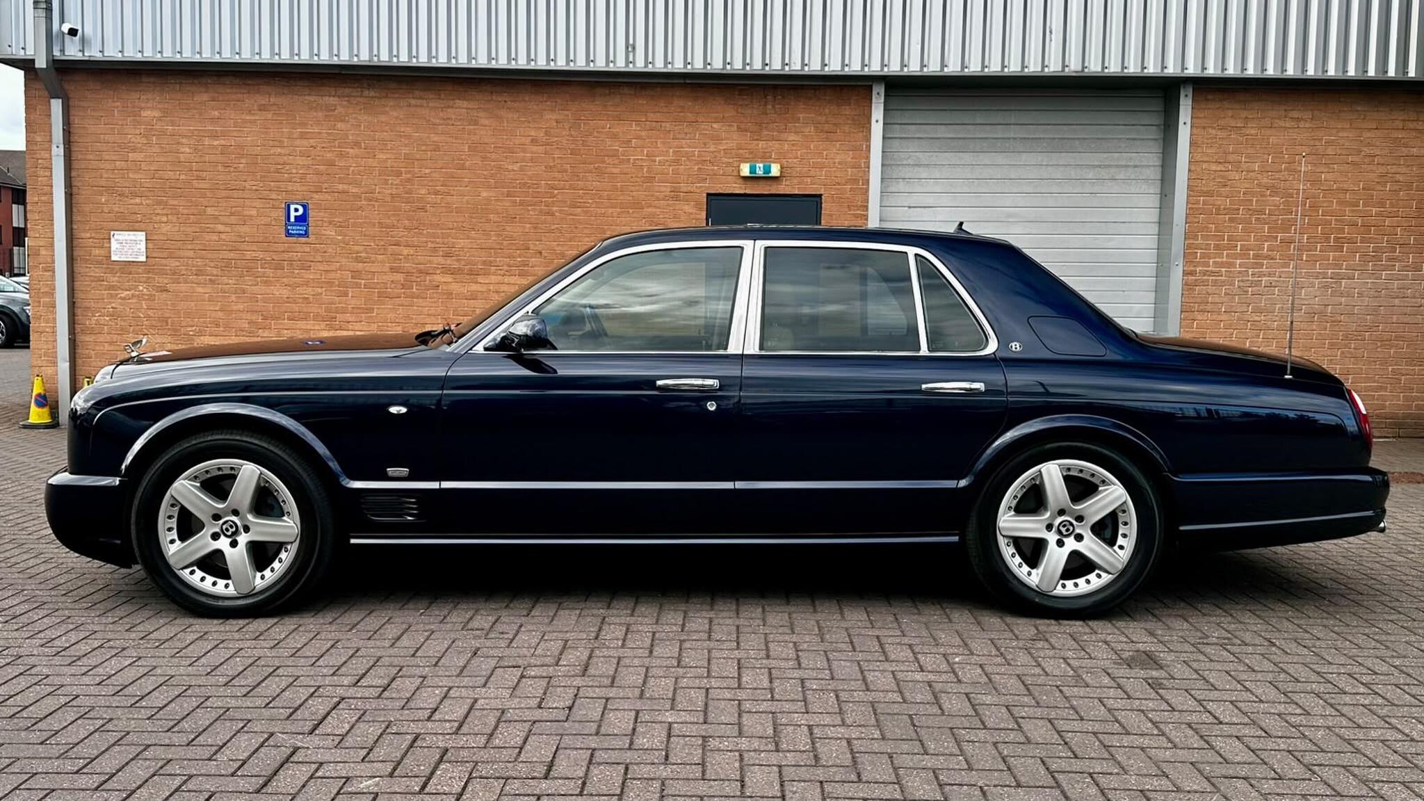 Bentley Arnage view 21