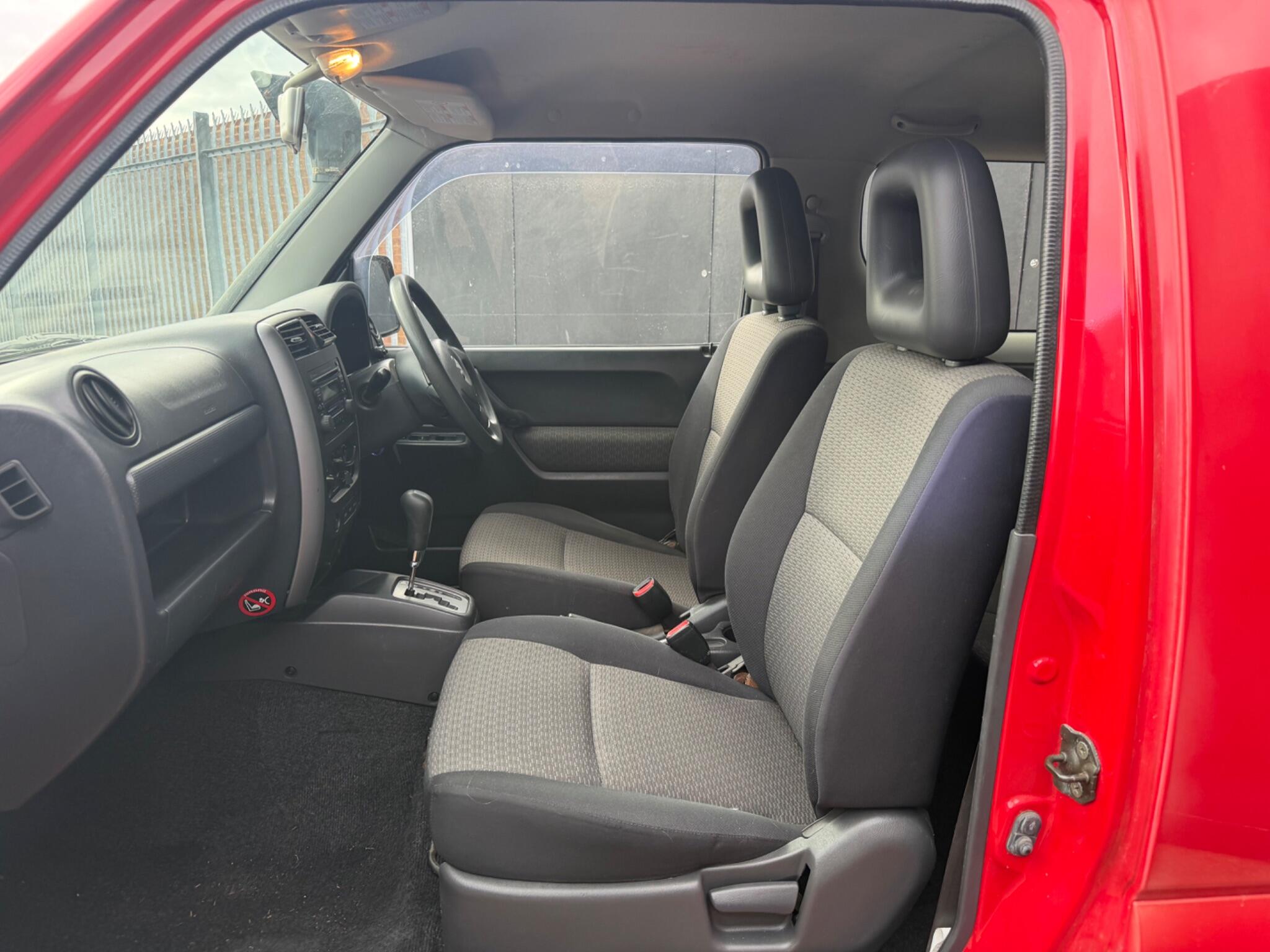 Suzuki Jimny view 5