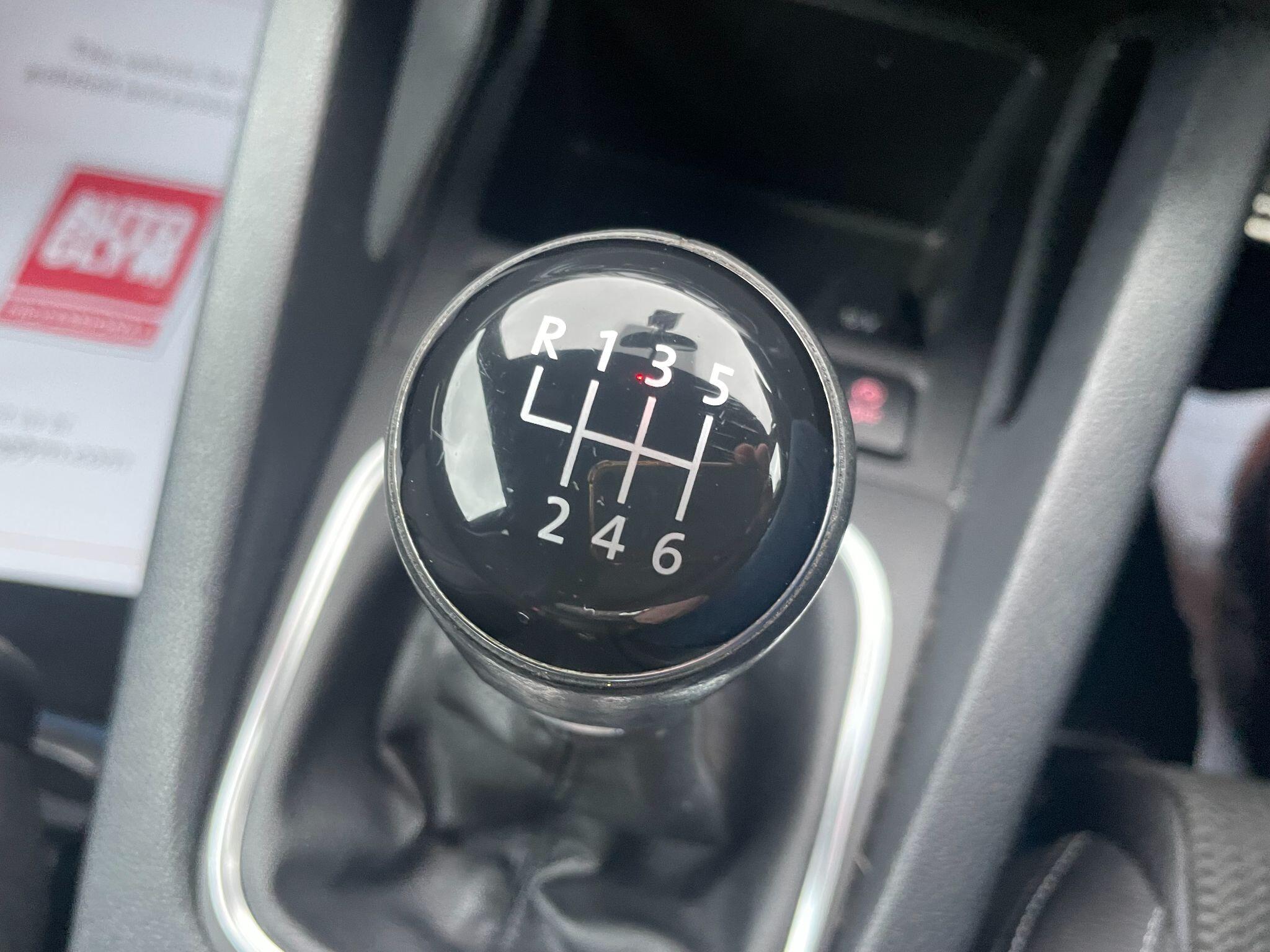 Volkswagen Scirocco view 24