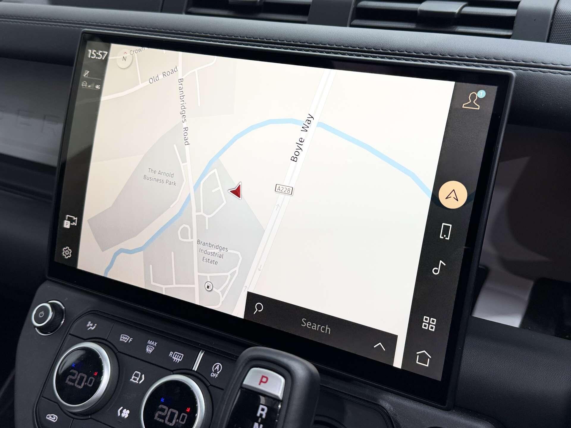 Land Rover Defender view 56