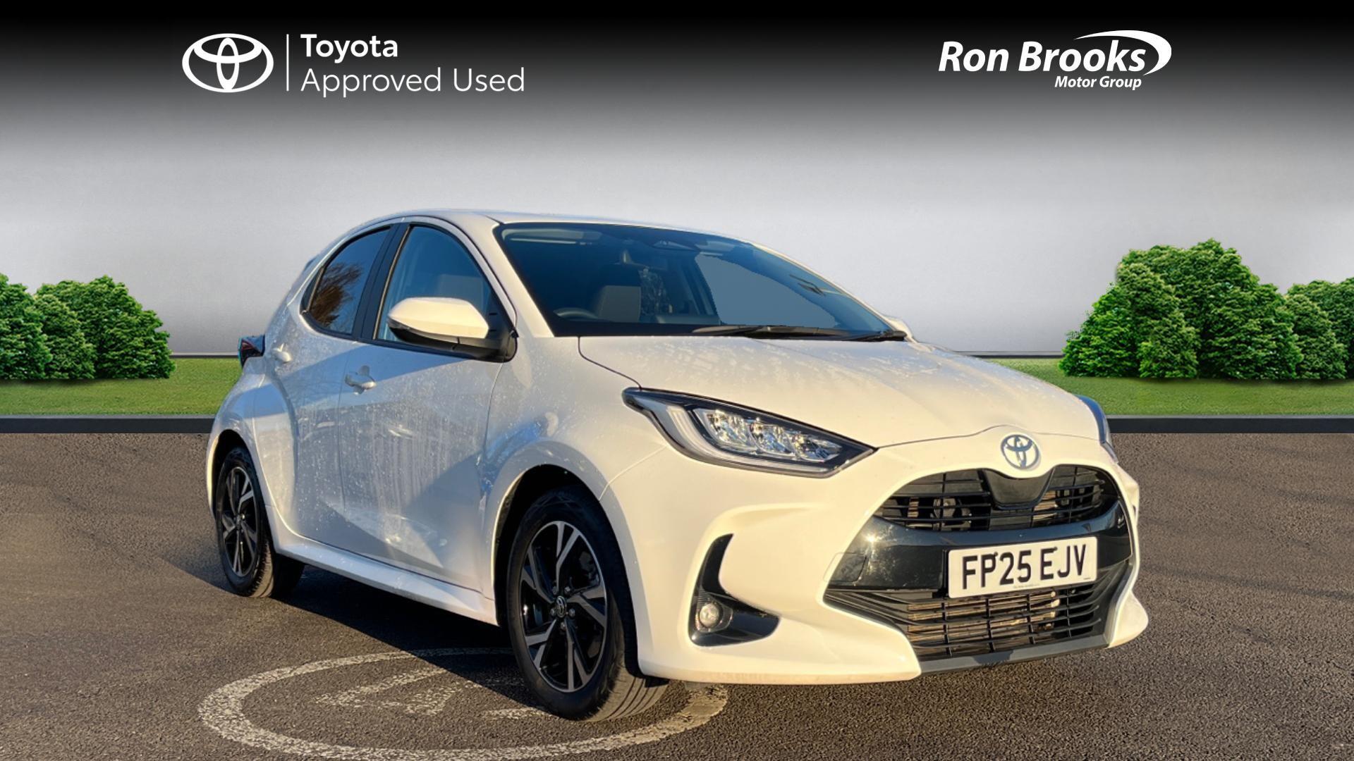 TOYOTA YARIS ONE OWNER FSH APPROVED 1.5 VVT H DESIGN E CVT EUR TOYOTA...