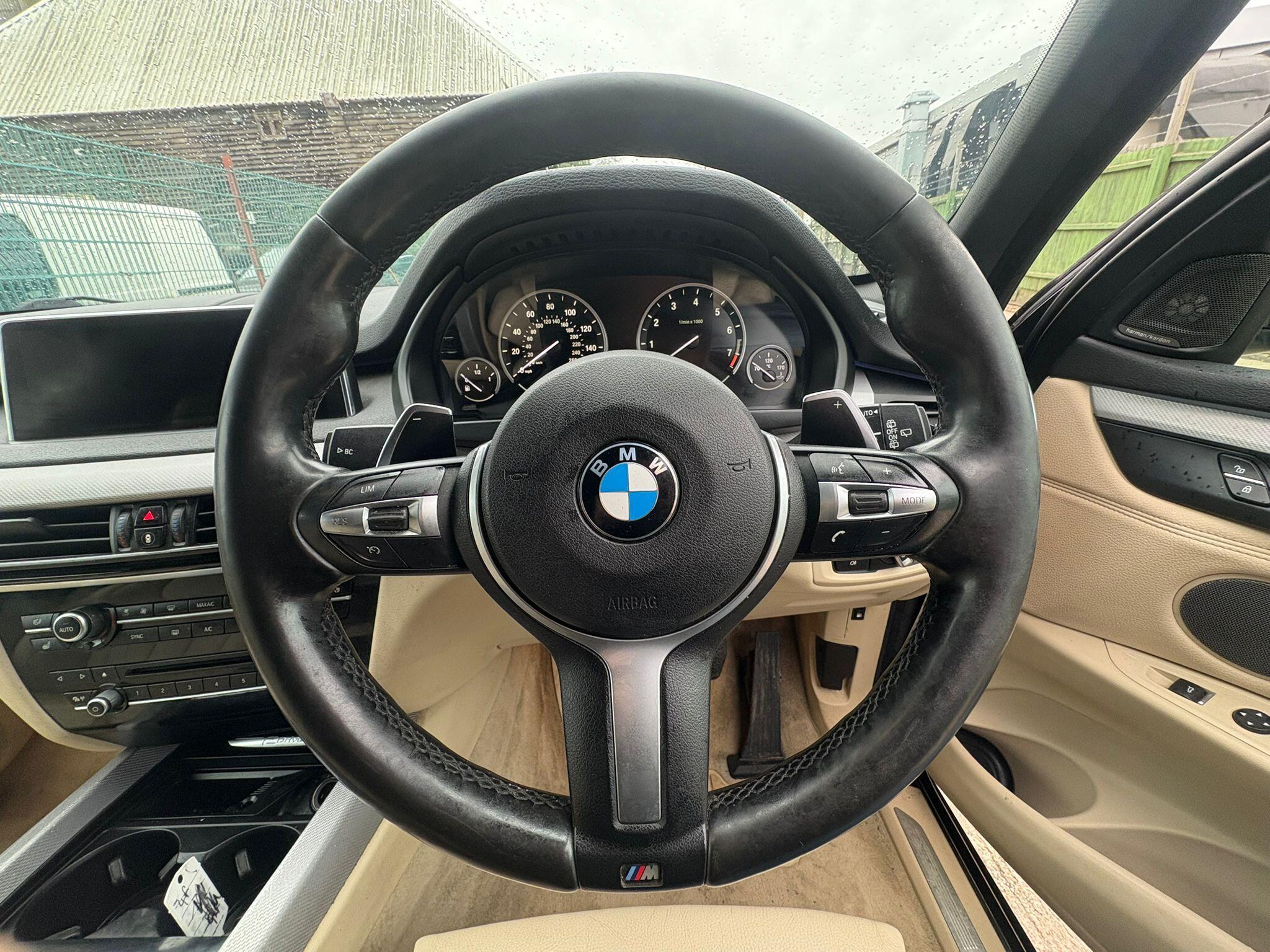BMW X5 view 26