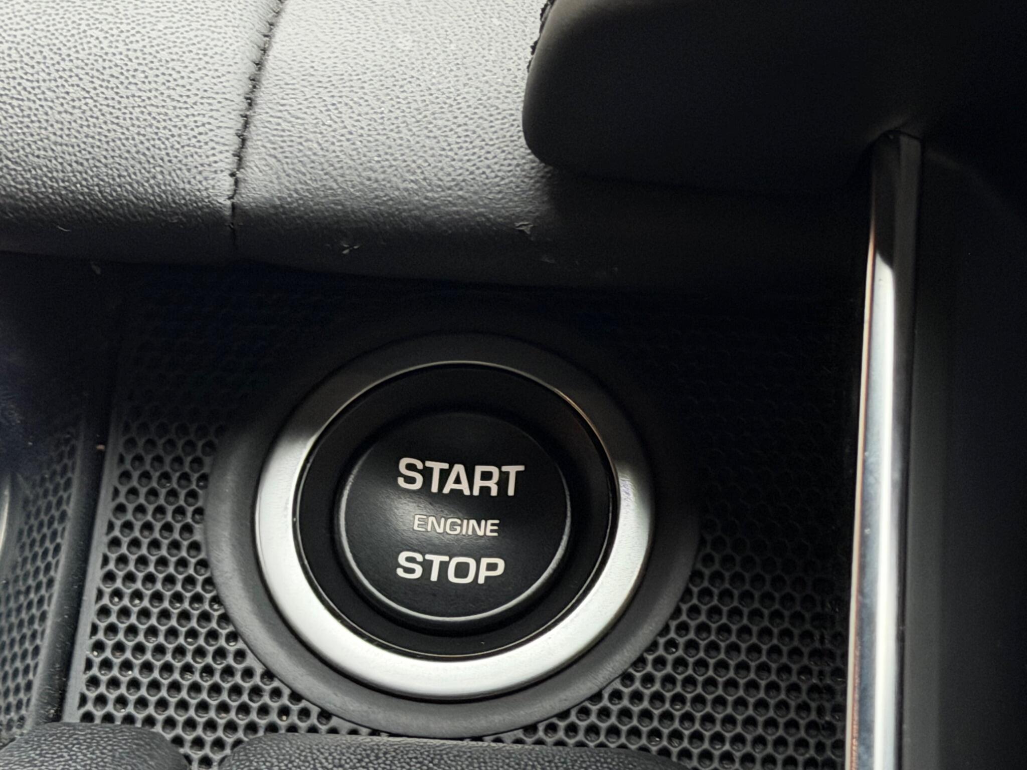 Land Rover Range Rover Sport view 29