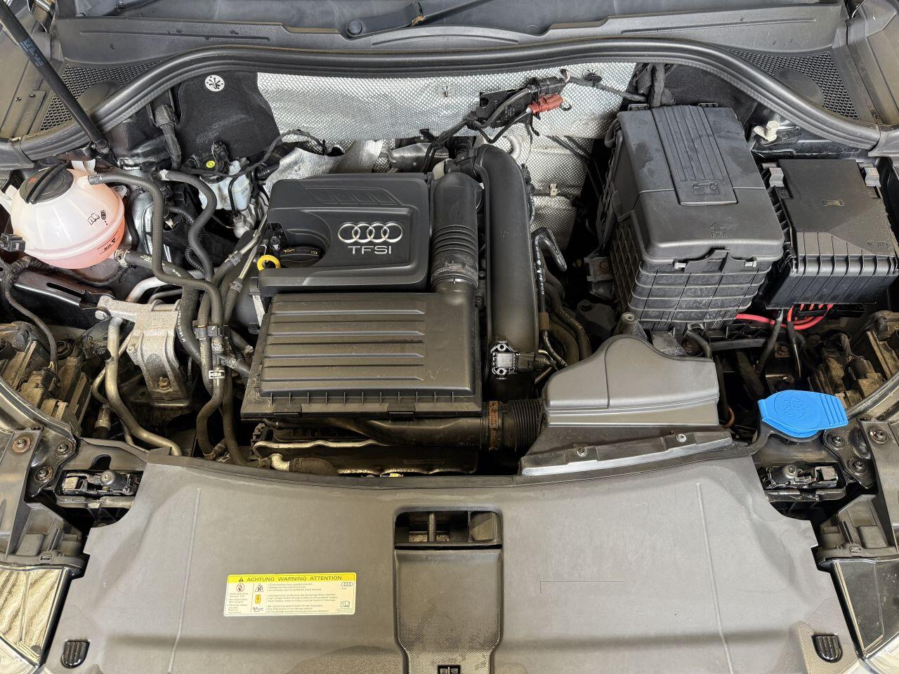 Audi Q3 view 36