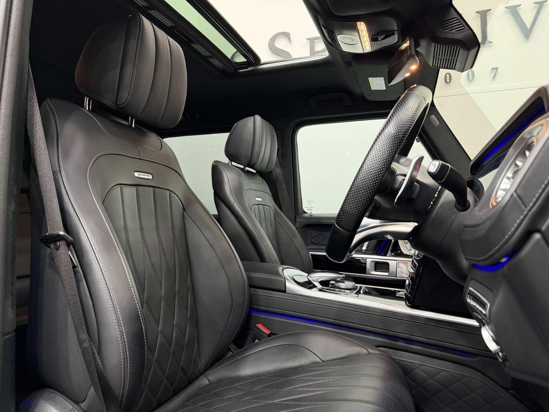 Mercedes-Benz G-Class view 2