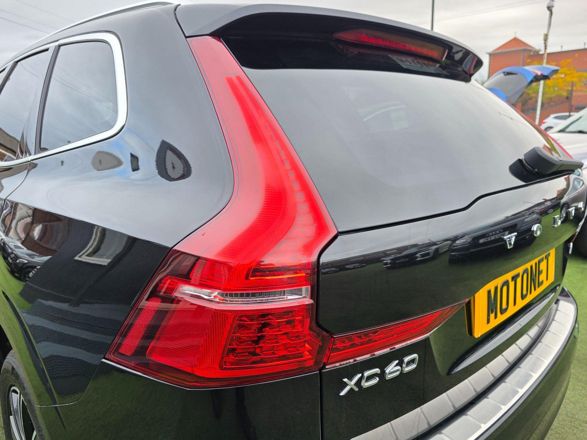Volvo XC60 view 20
