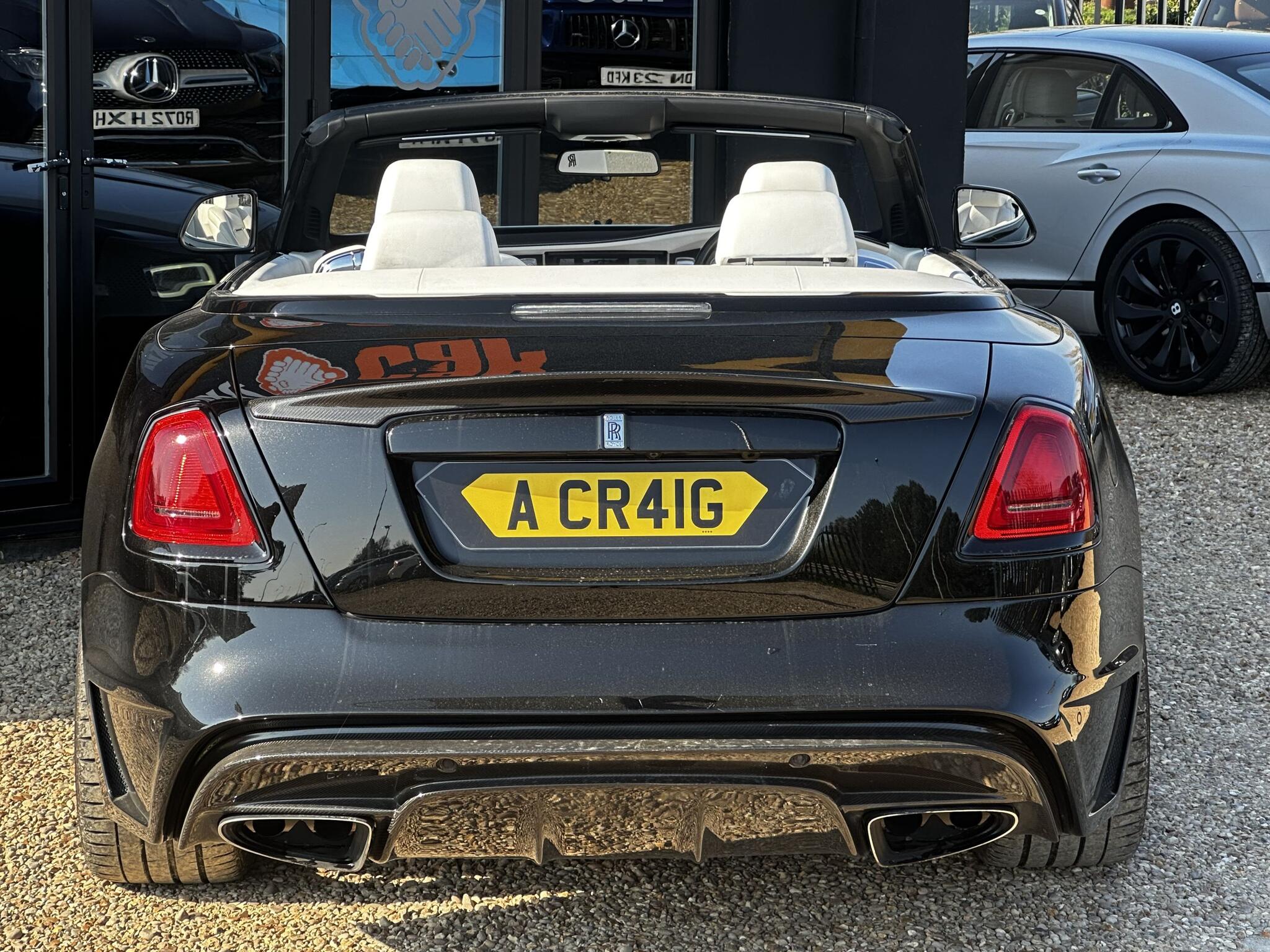 Rolls-Royce Dawn view 13