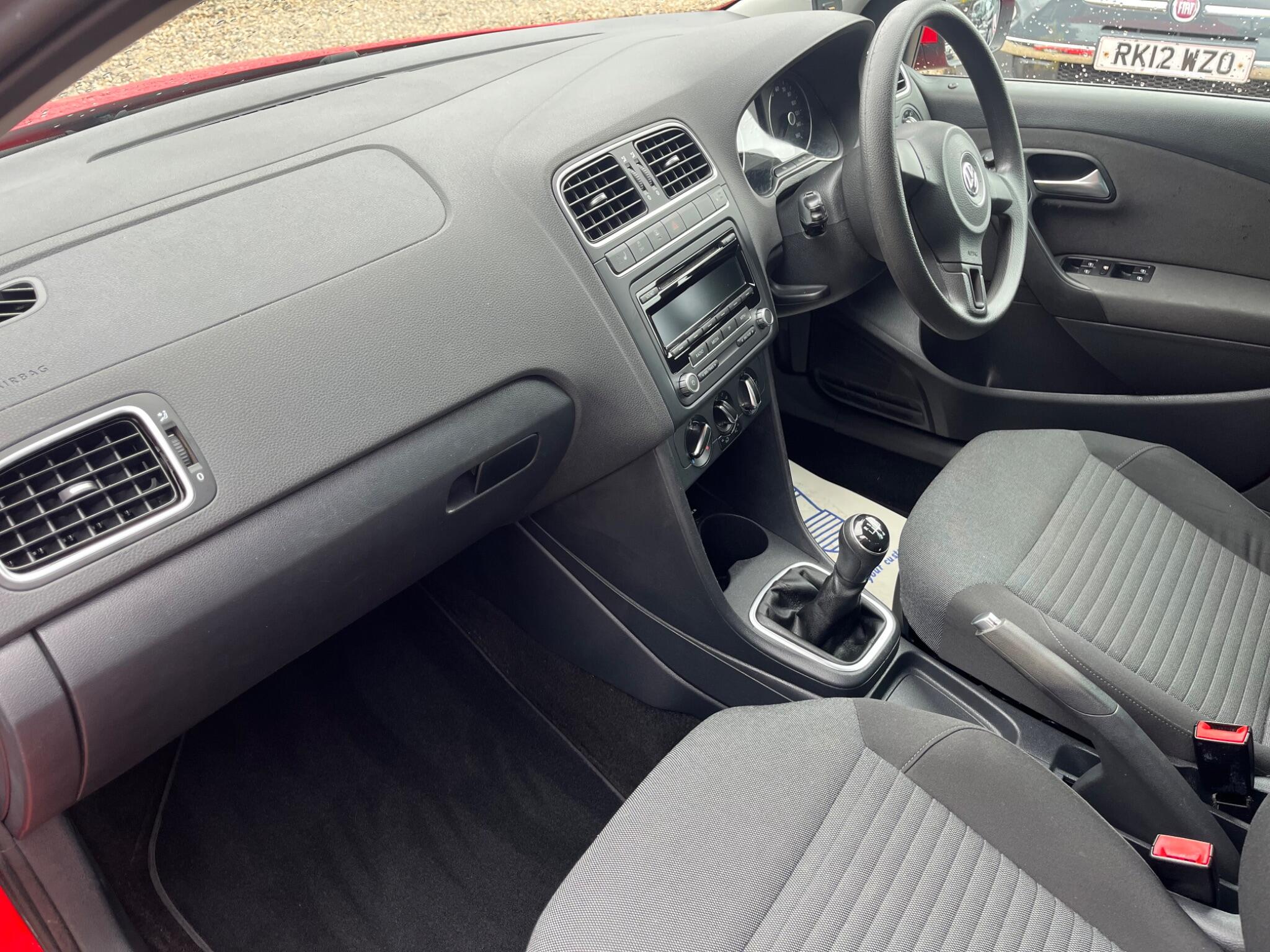 Volkswagen Polo view 11