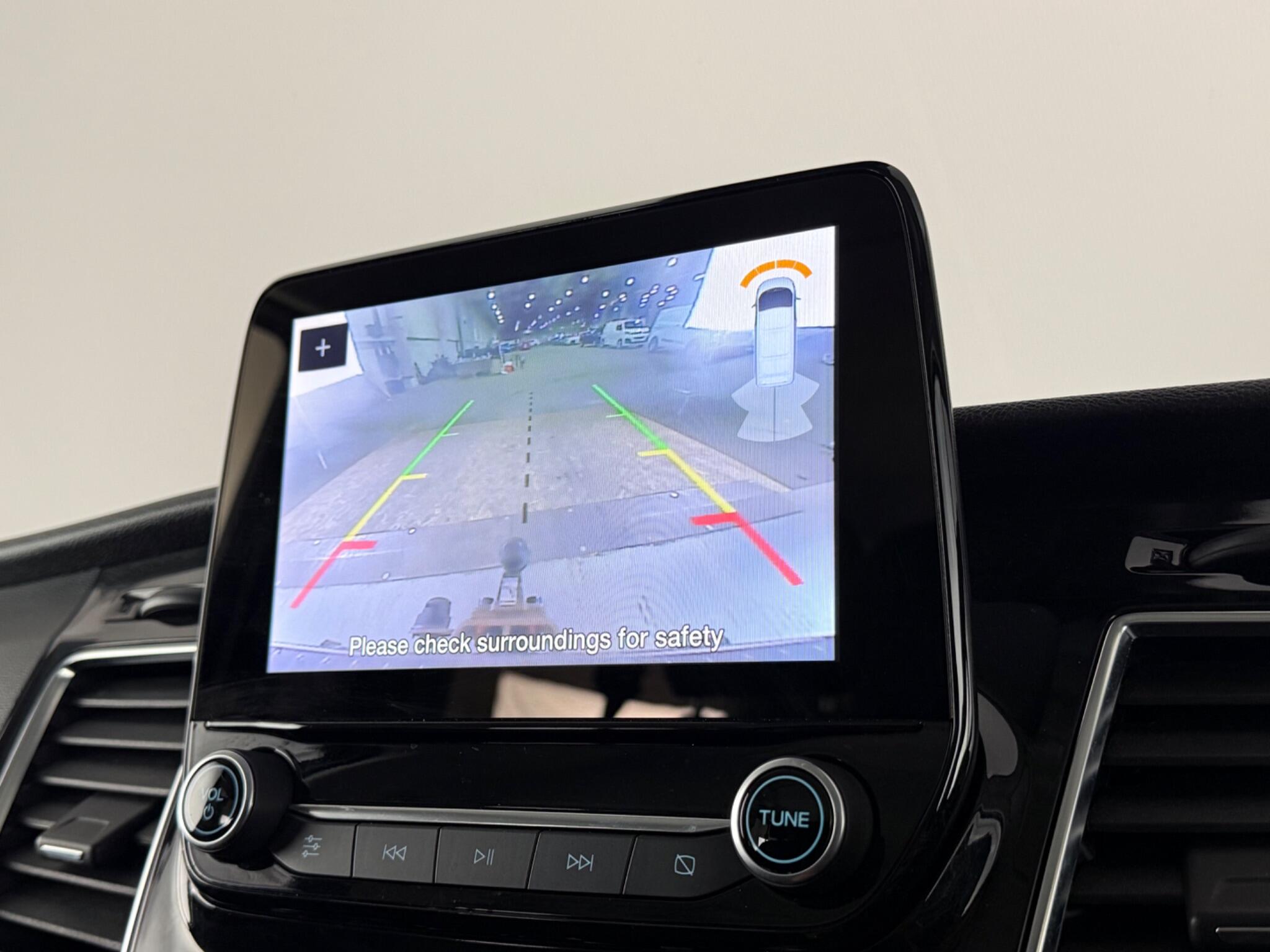 Ford Transit Custom view 18