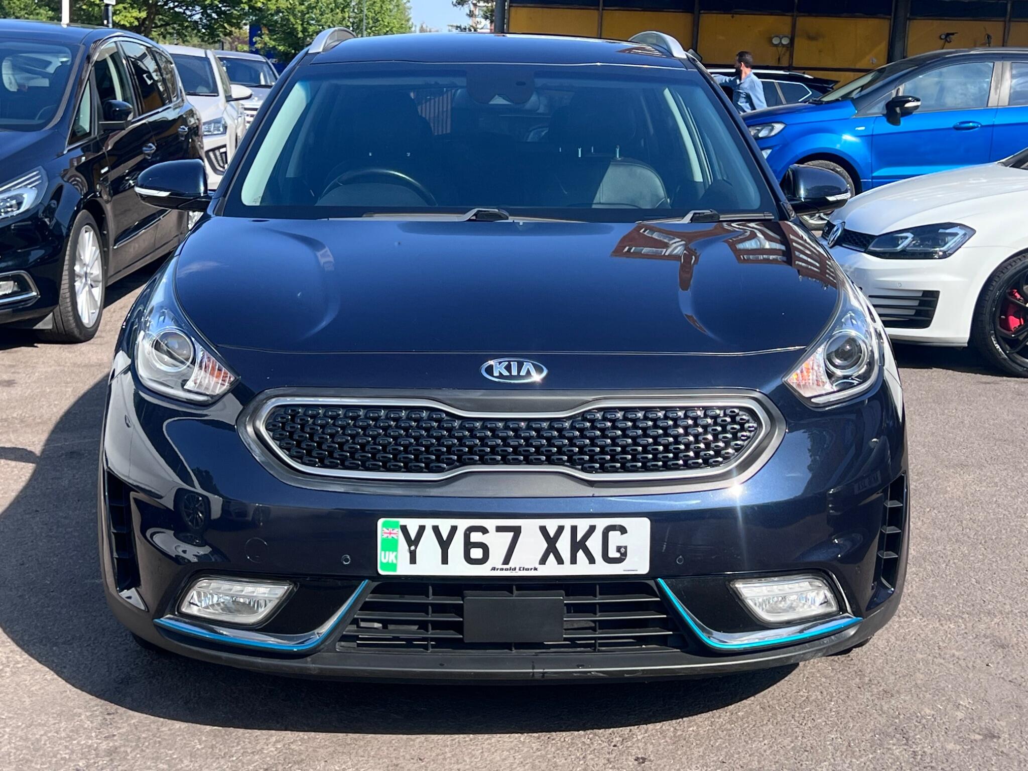 Kia Niro view 3