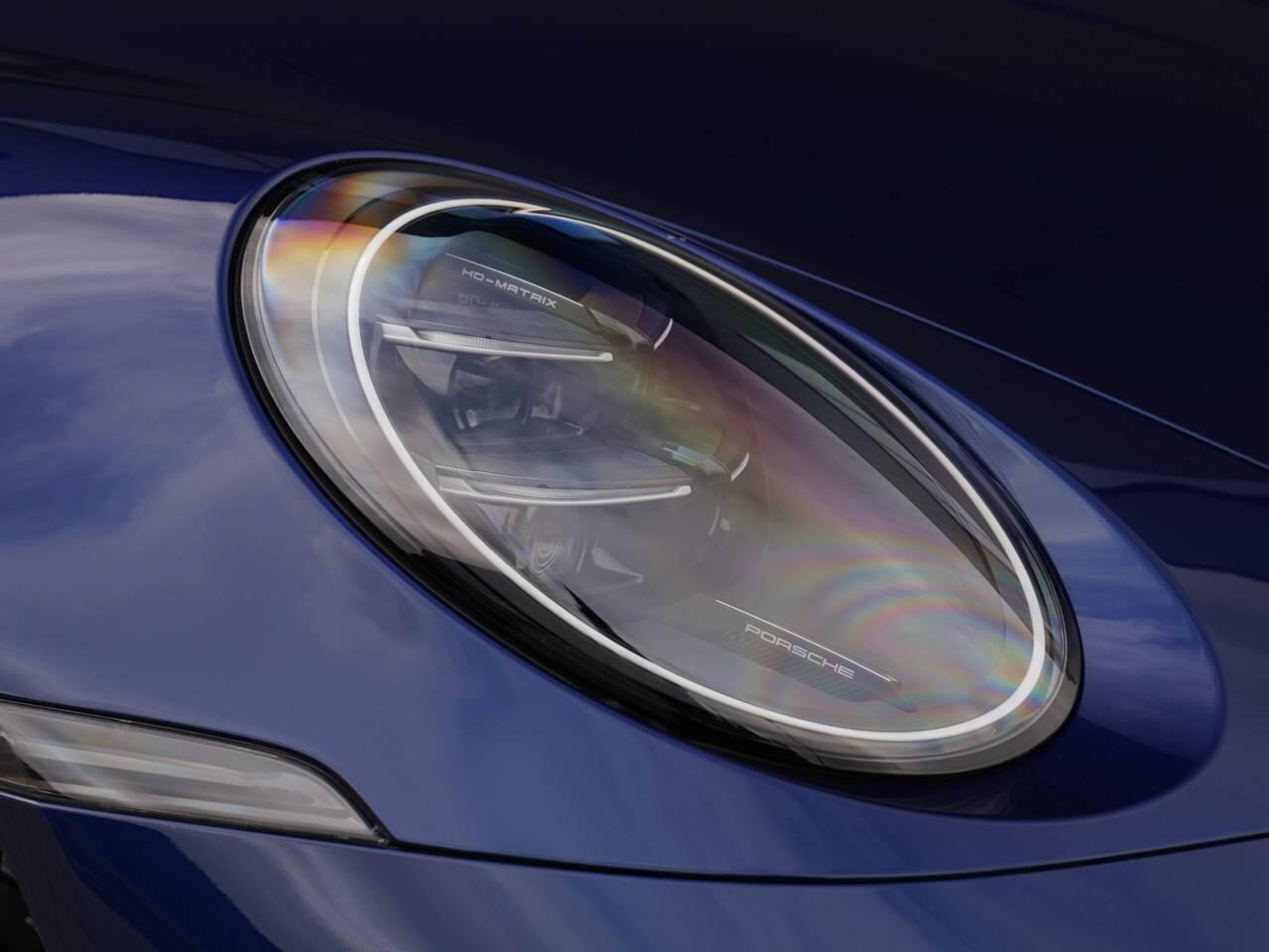 Porsche 911 view 57
