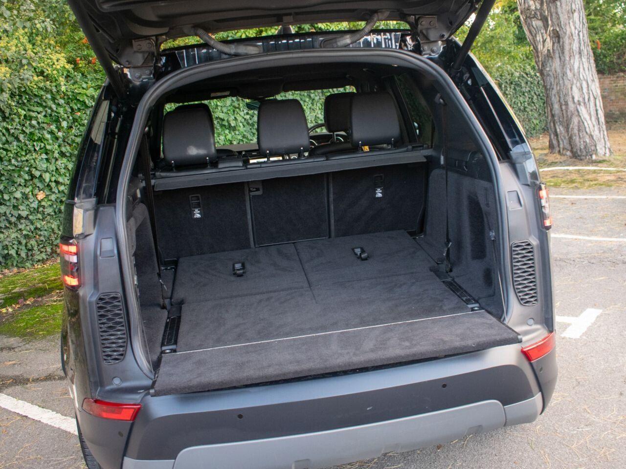 Land Rover Discovery view 21