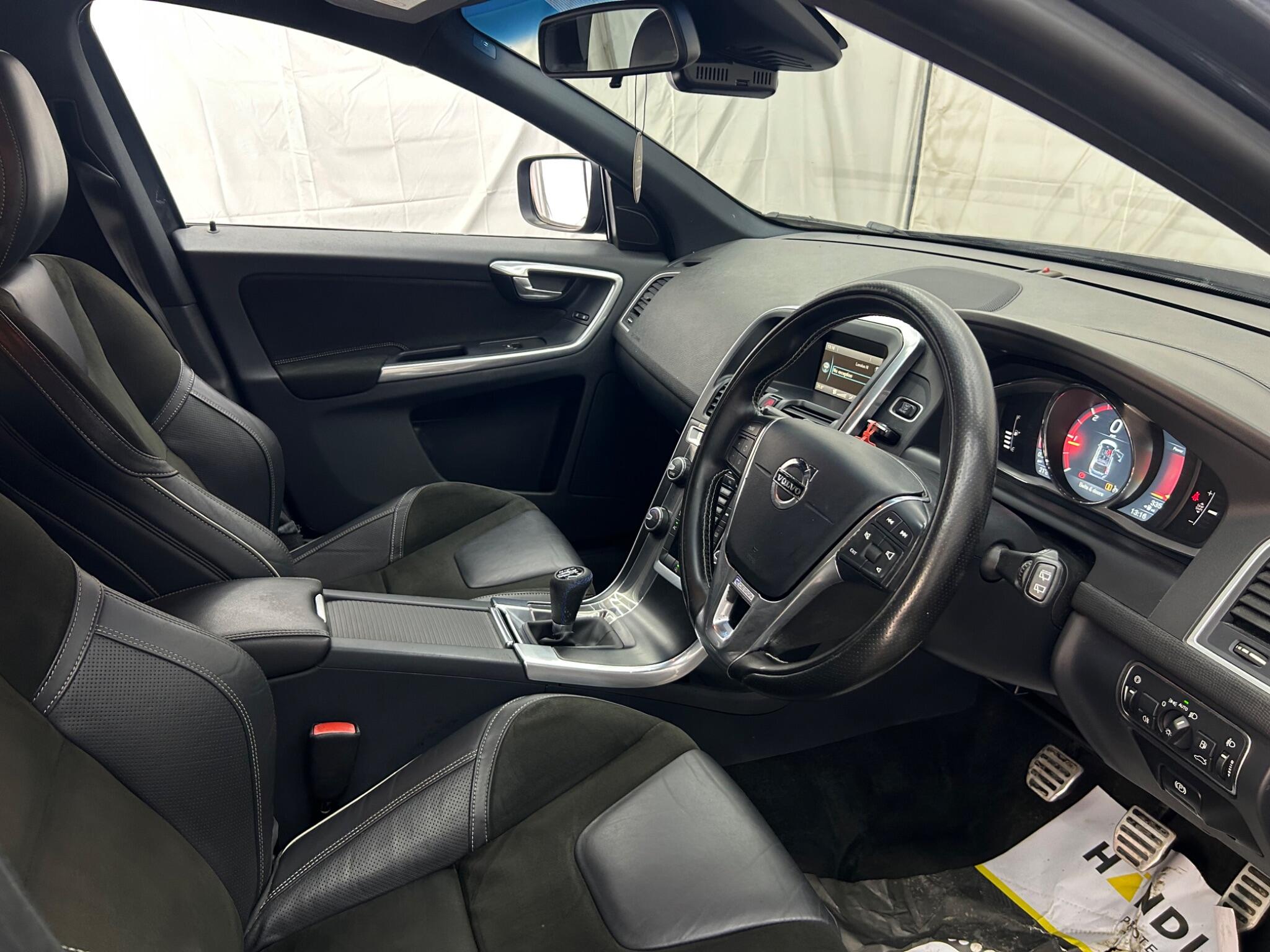 Volvo XC60 view 10