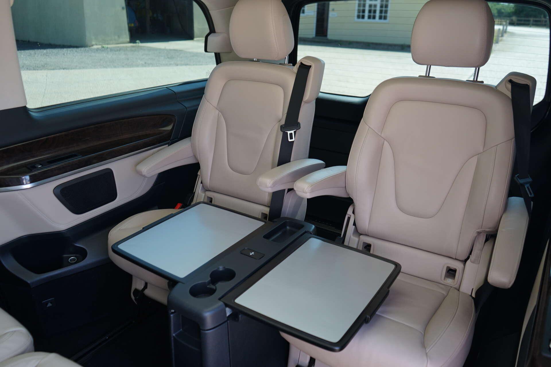Mercedes-Benz V-Class view 14